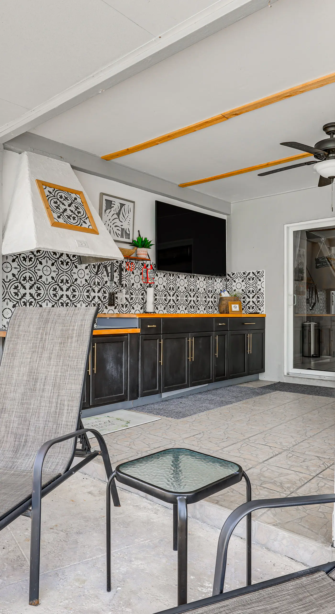 'Tropical Landing' Stuart Home w/ Pool + Grill!