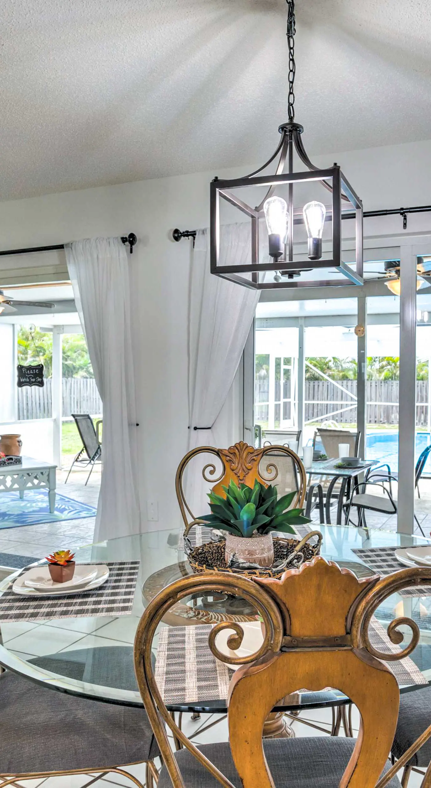 'Tropical Landing' Stuart Home w/ Pool + Grill!
