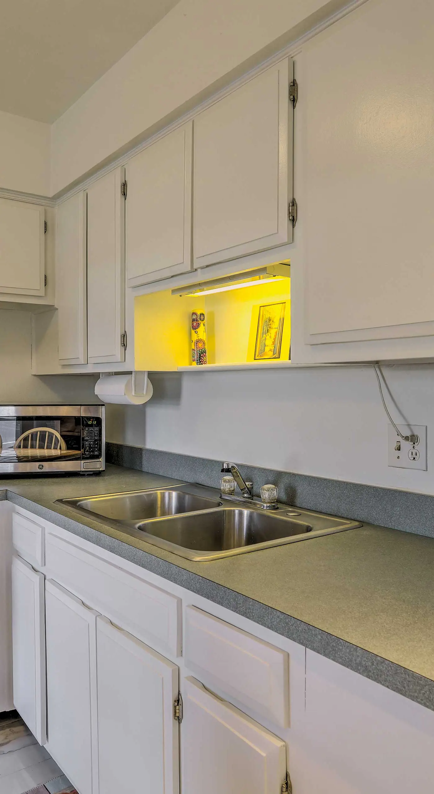 'The Palms' Cocoa Beach Condo: Walk to Beach!