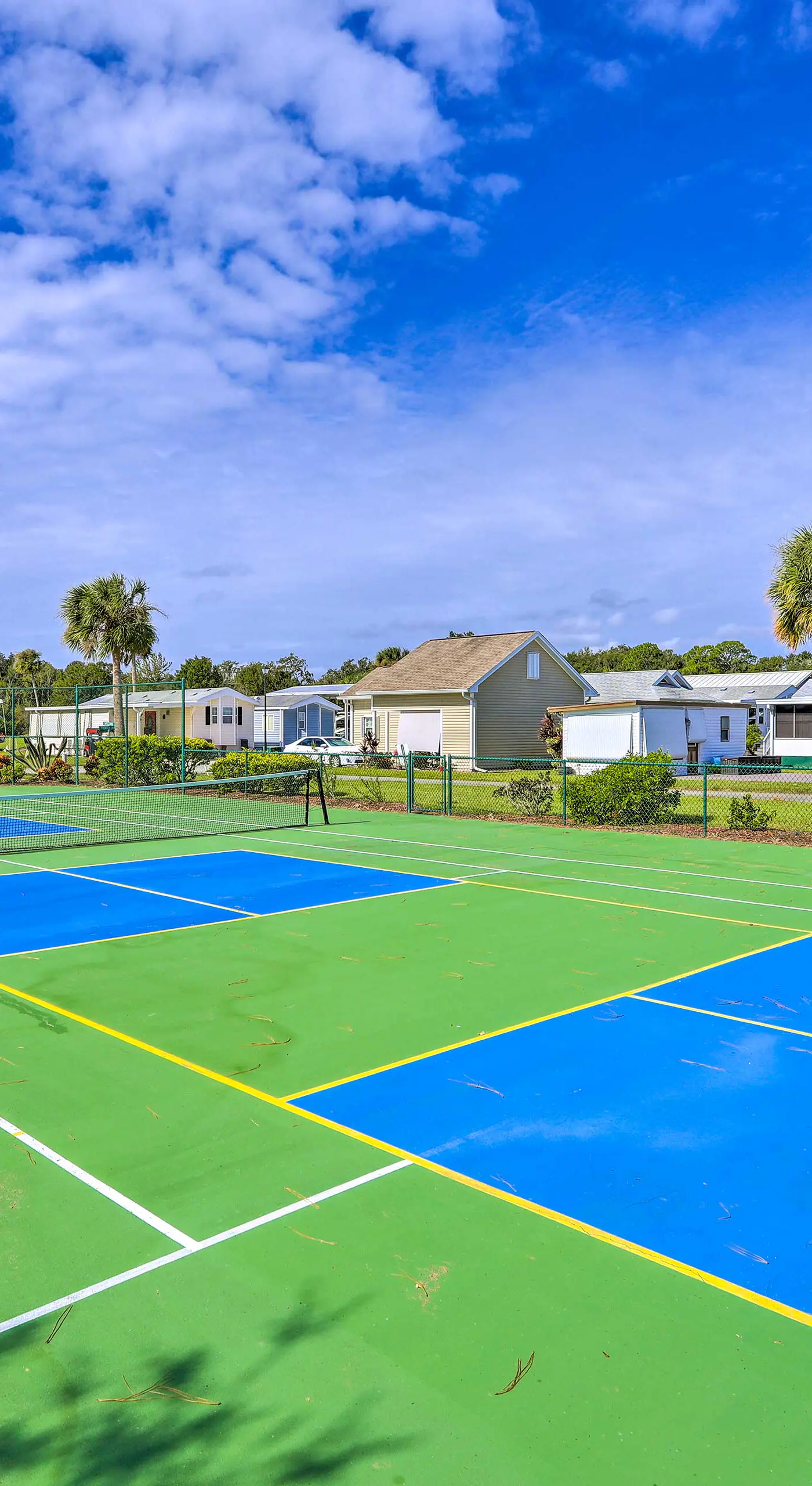 'The Shell House' in Titusville: Pool, Golf Access