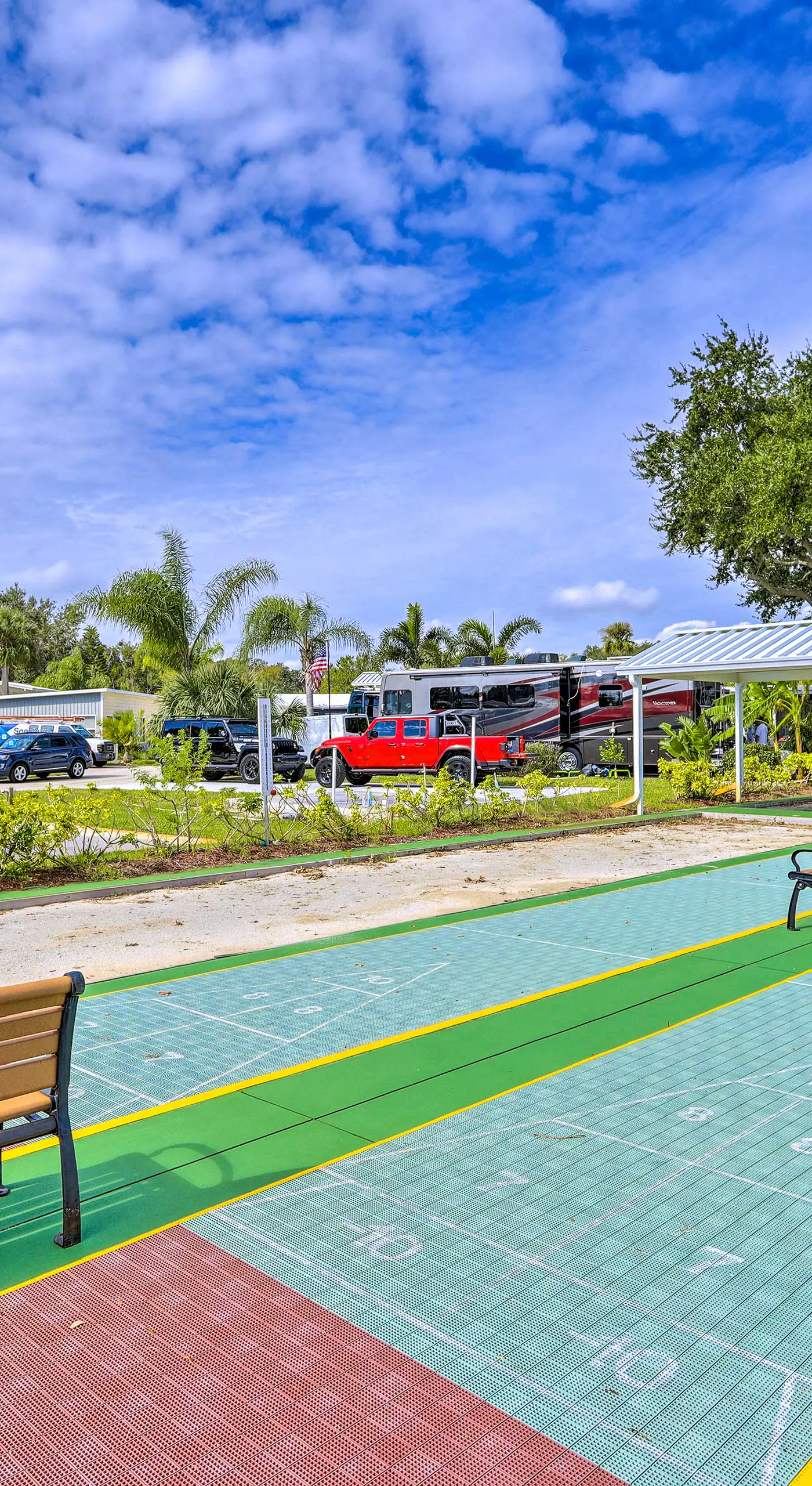 'The Shell House' in Titusville: Pool, Golf Access