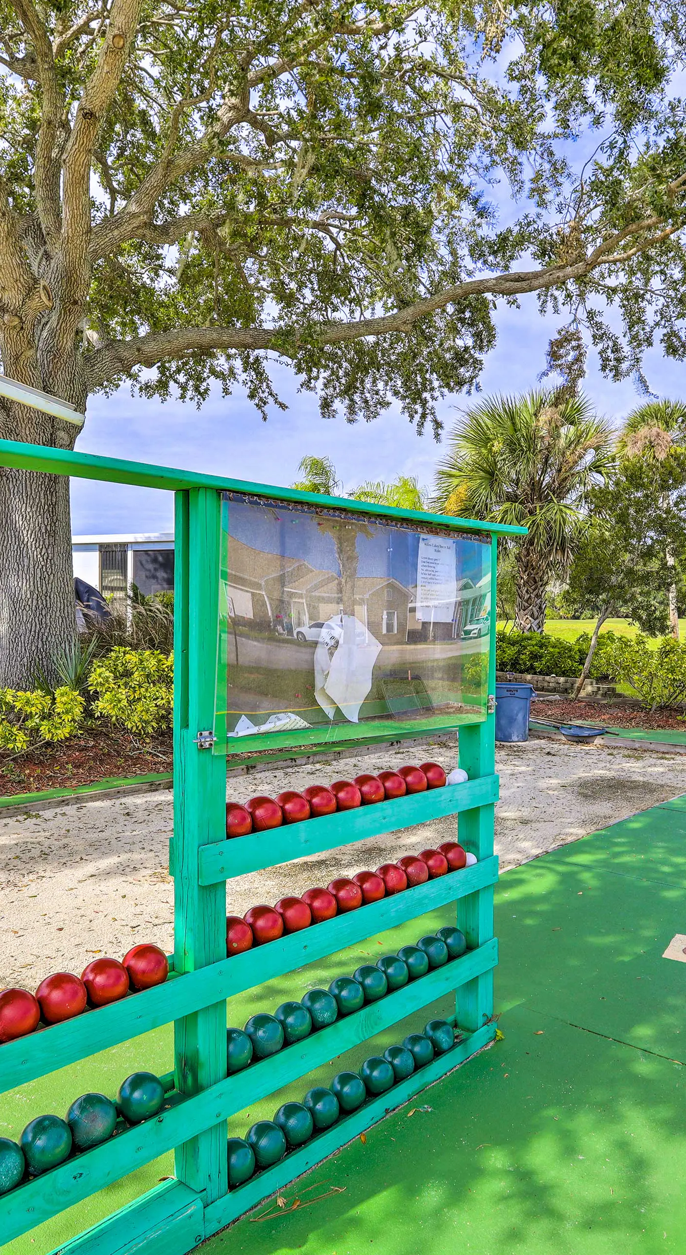 'The Shell House' in Titusville: Pool, Golf Access