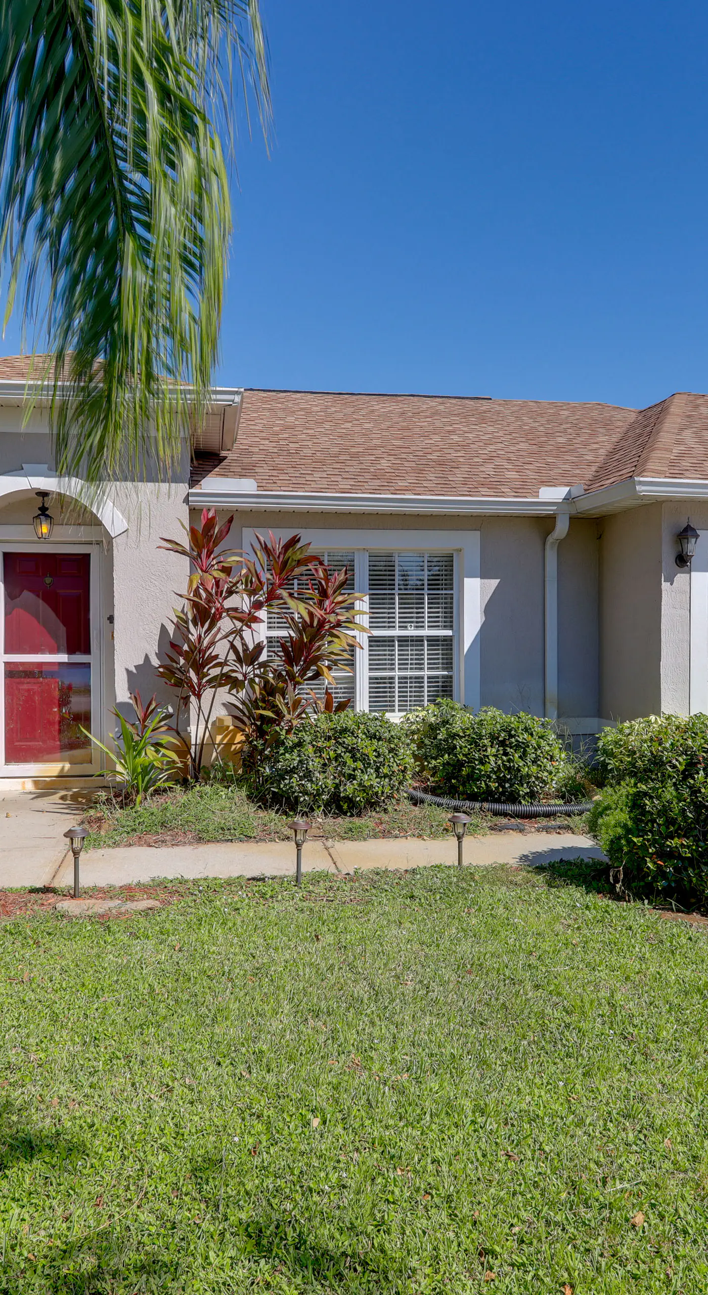 Bright Titusville Retreat w/ Lanai - WFH Friendly!