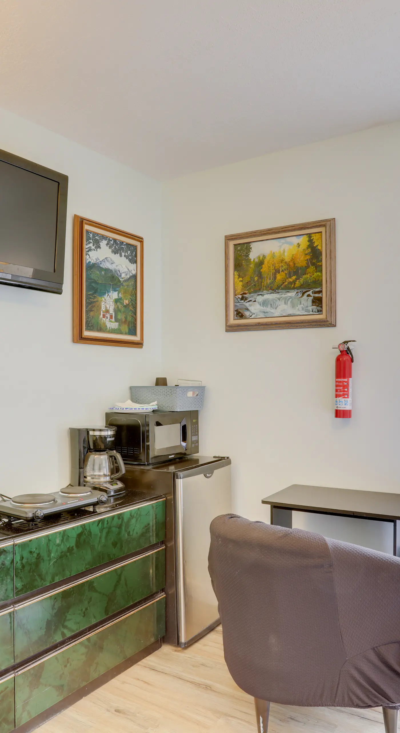 Pet-Friendly Stuart Studio < 3 Mi to Downtown!