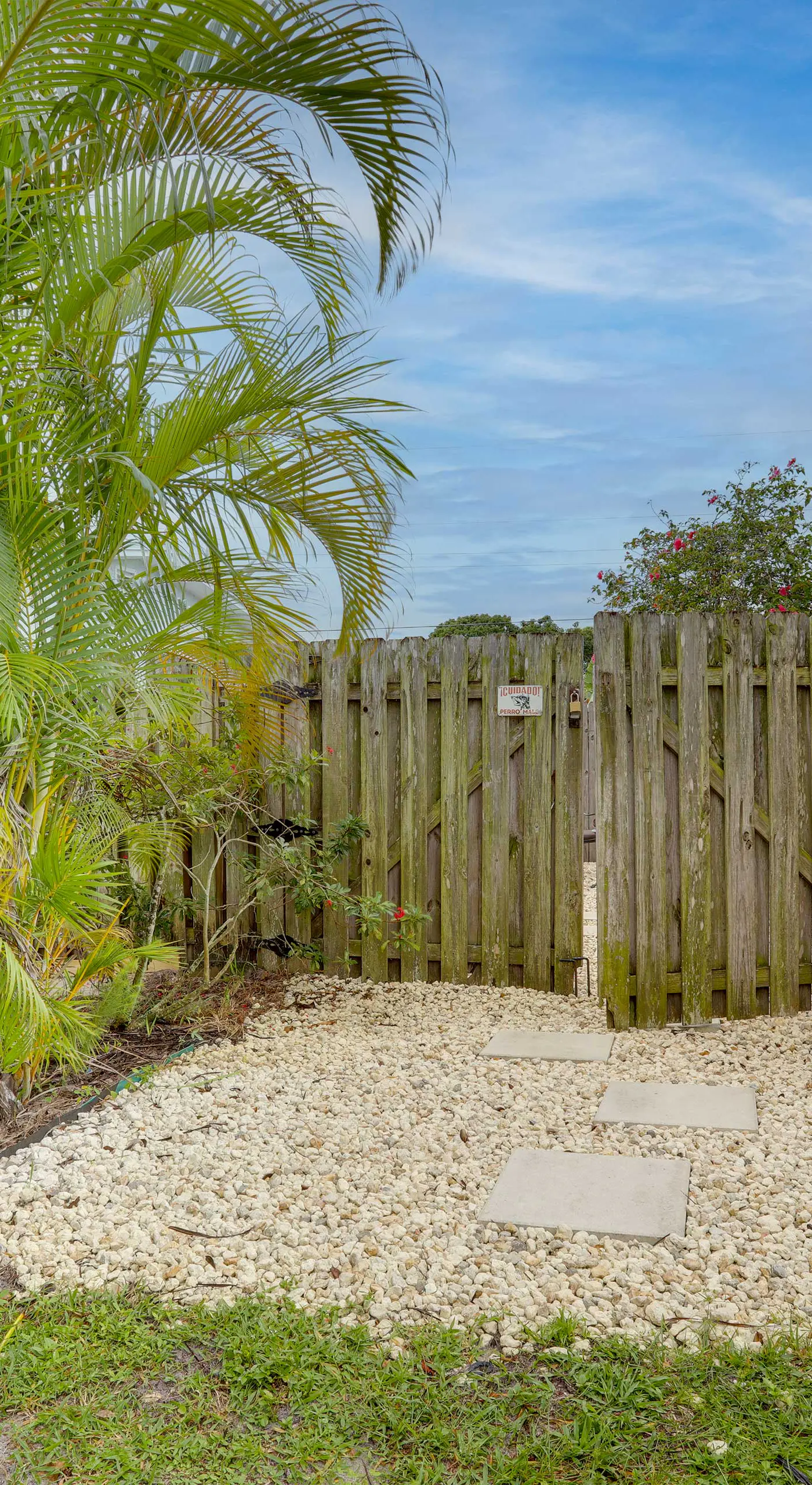 Pet-Friendly Stuart Studio < 3 Mi to Downtown!