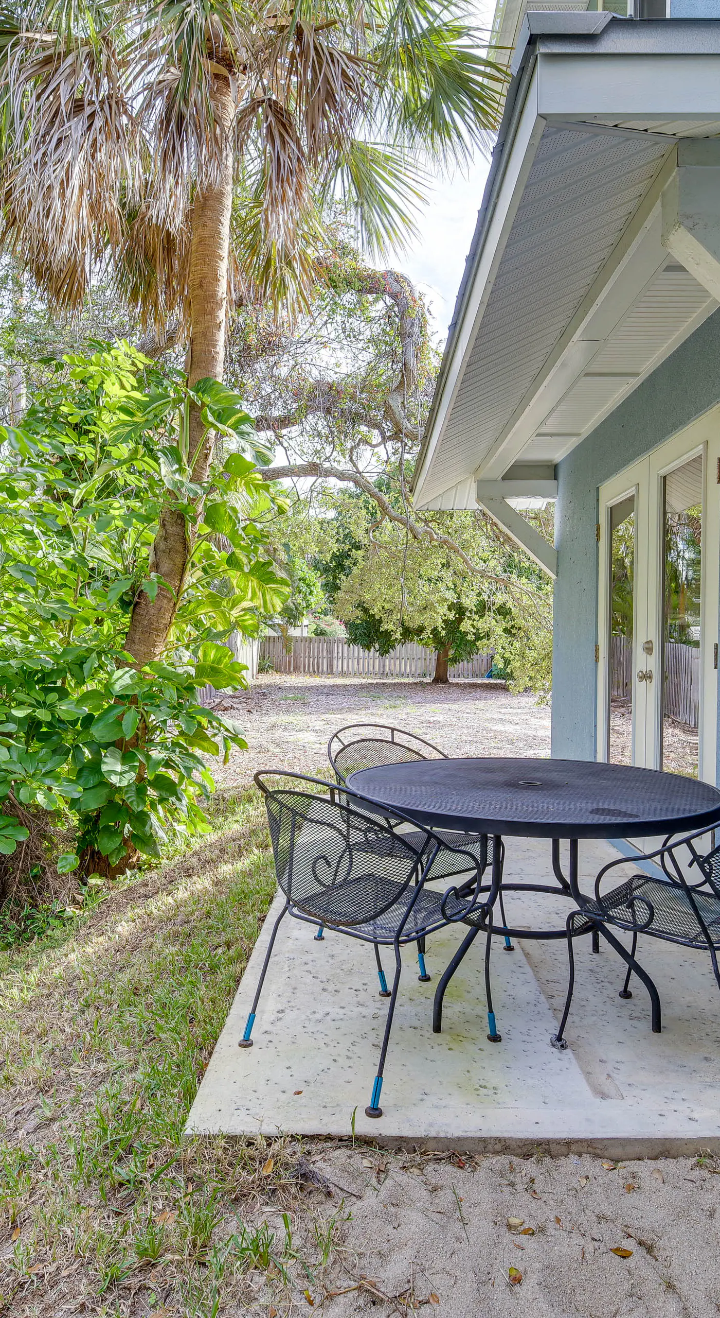 2-Story Cape Canaveral Home: Walk to Public Beach!