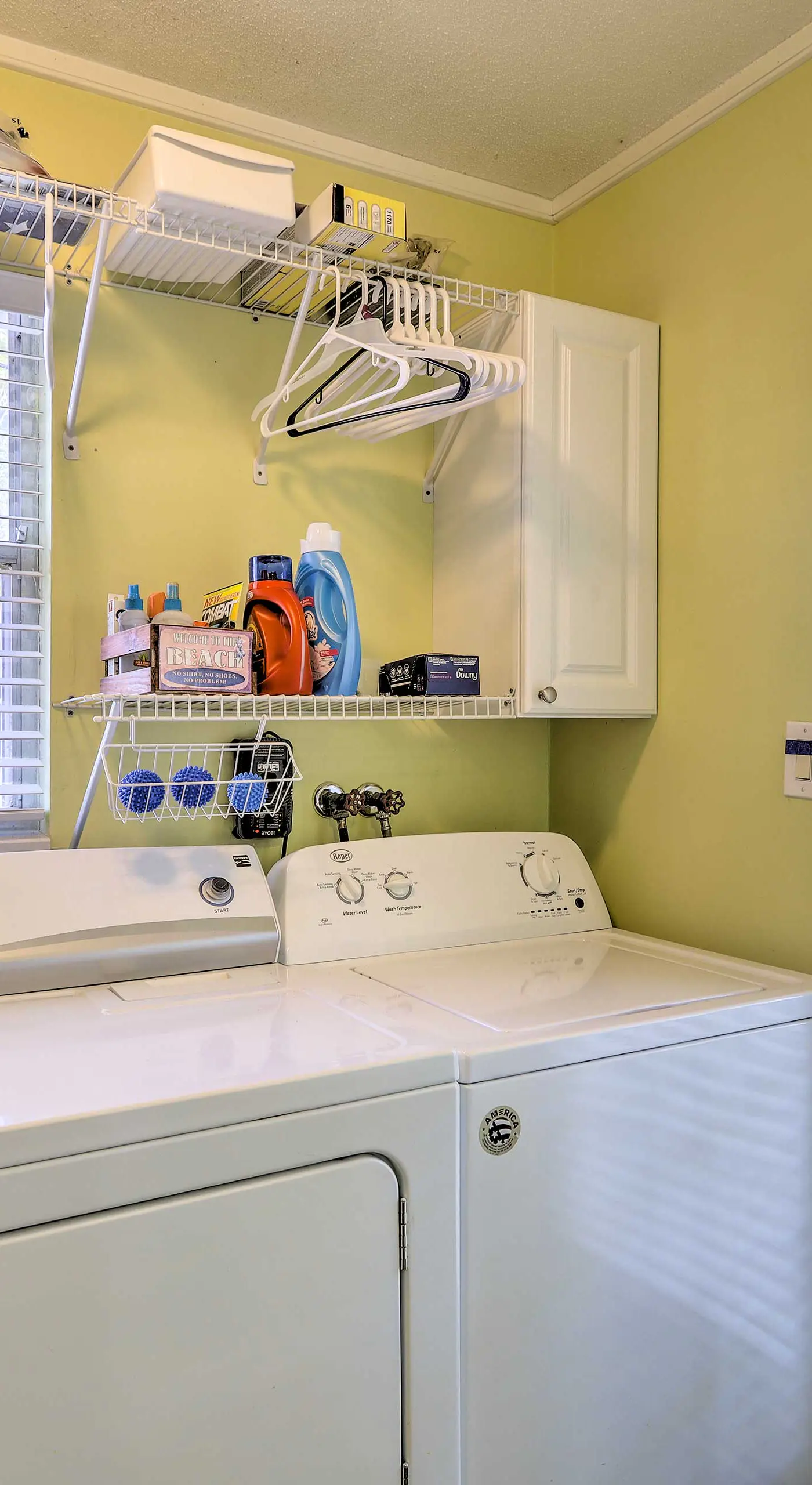 Cape Canaveral Cottage w/ Hot Tub: Walk to Beach