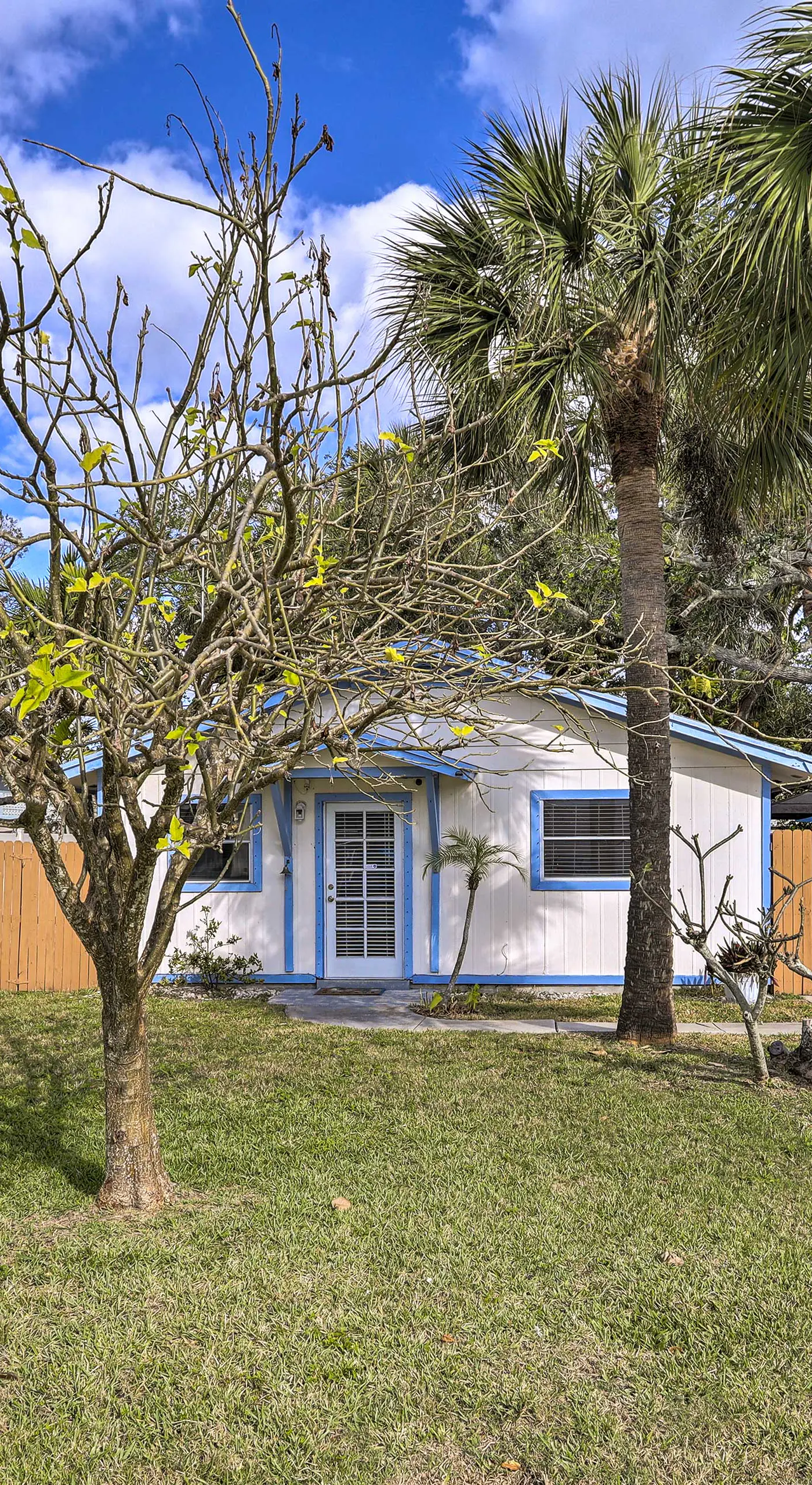 Cape Canaveral Cottage w/ Hot Tub: Walk to Beach