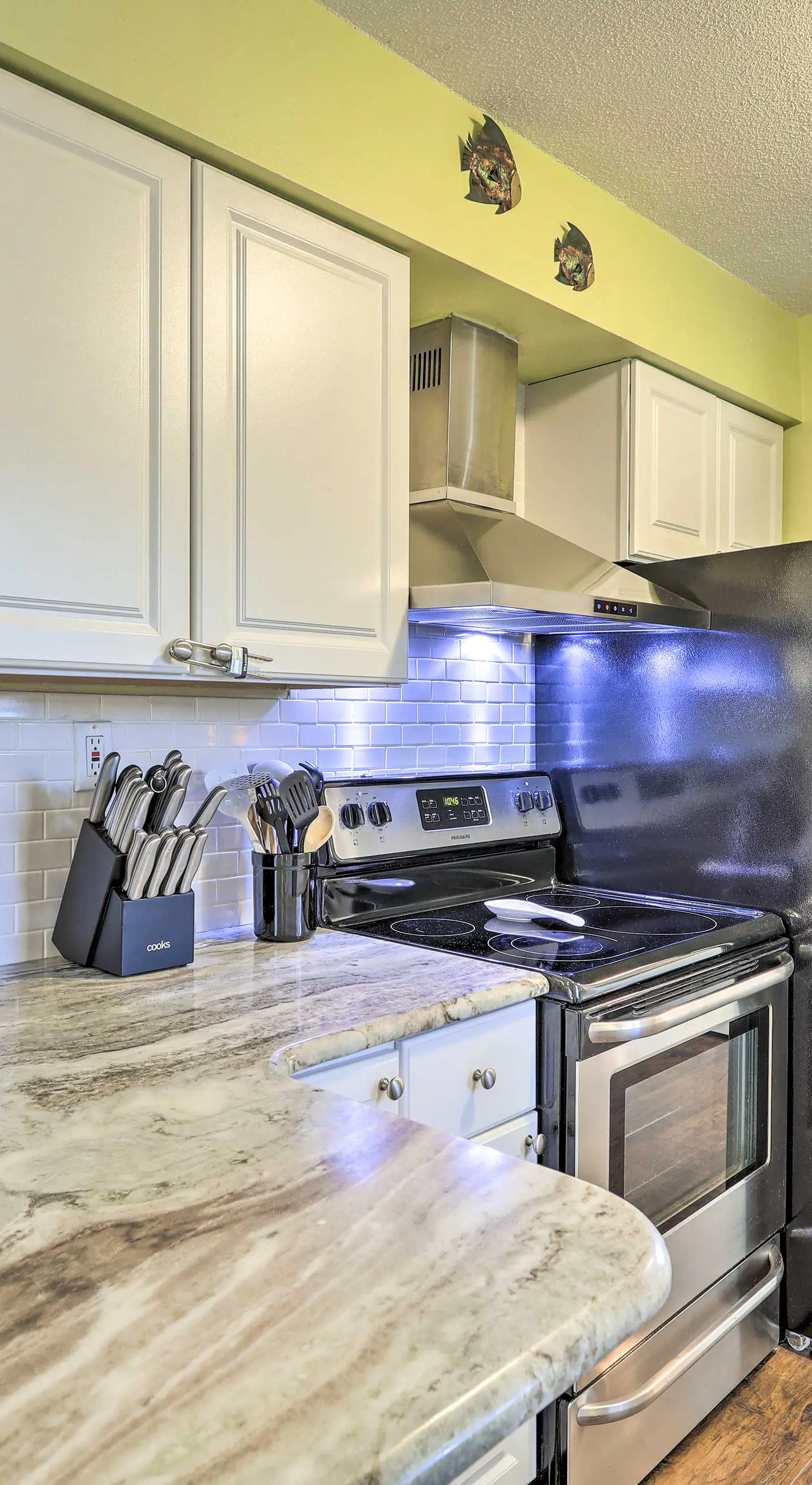 Cape Canaveral Cottage w/ Hot Tub: Walk to Beach