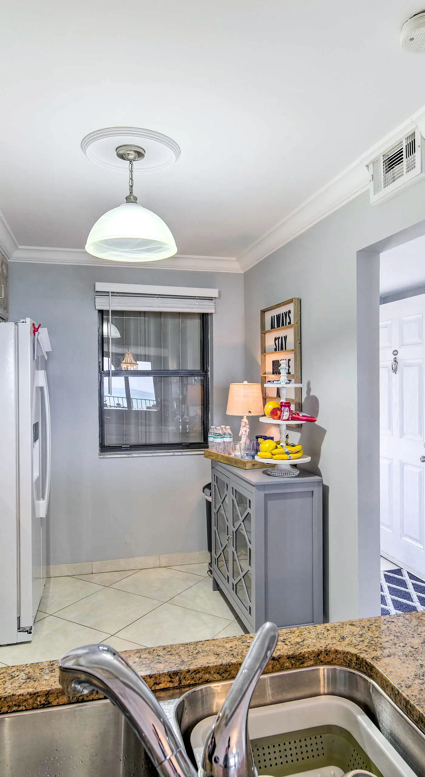 Lovely Fort Pierce Condo, Walk to Beach!