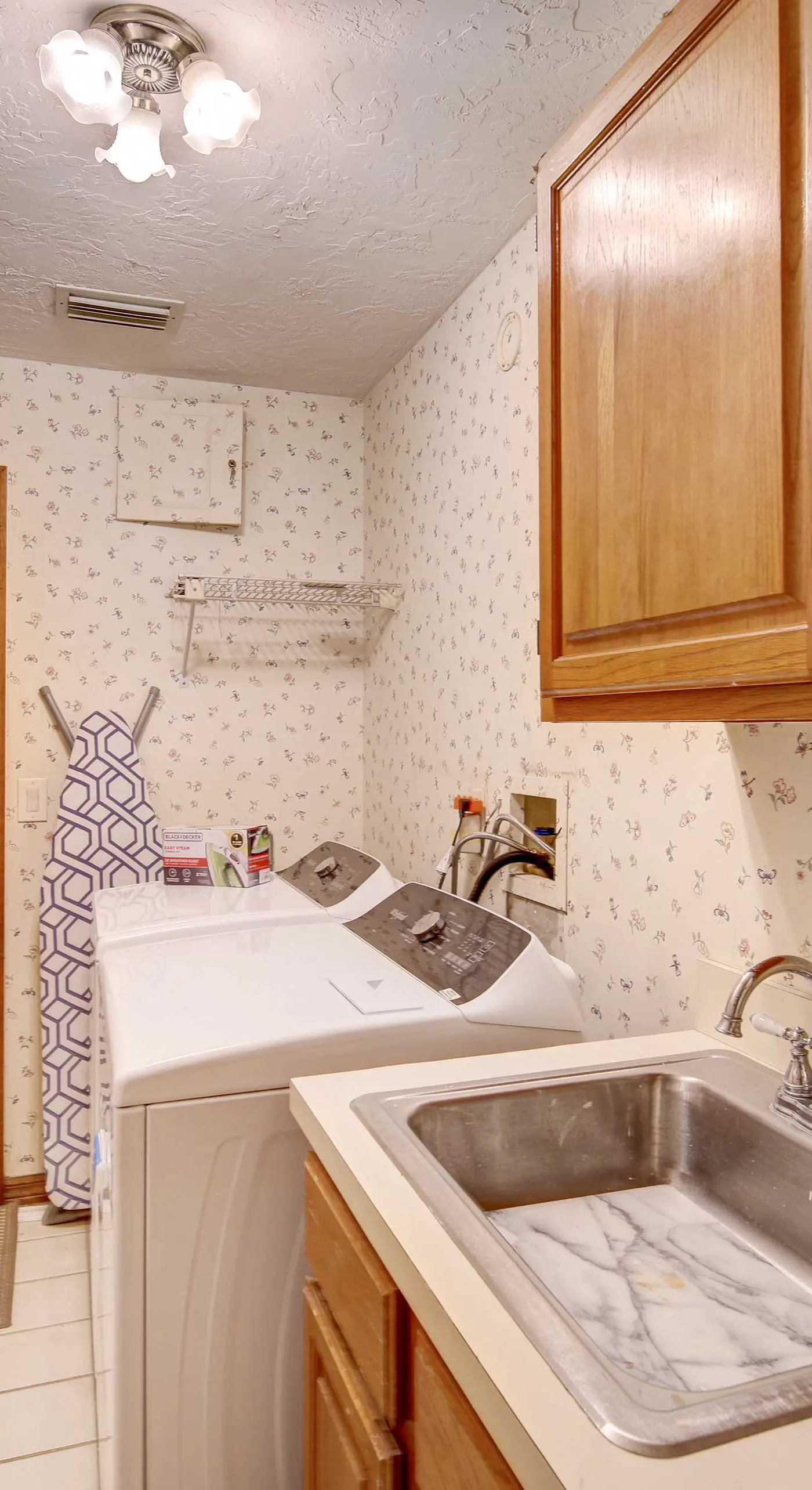 Spacious Merritt Island Home: Private Pool & Dock!