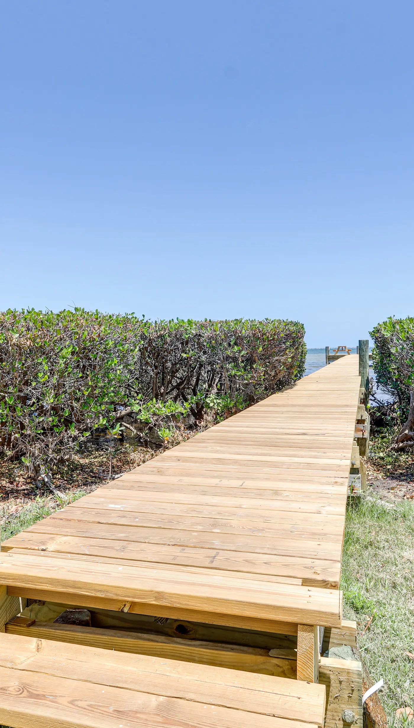 Spacious Merritt Island Home: Private Pool & Dock!