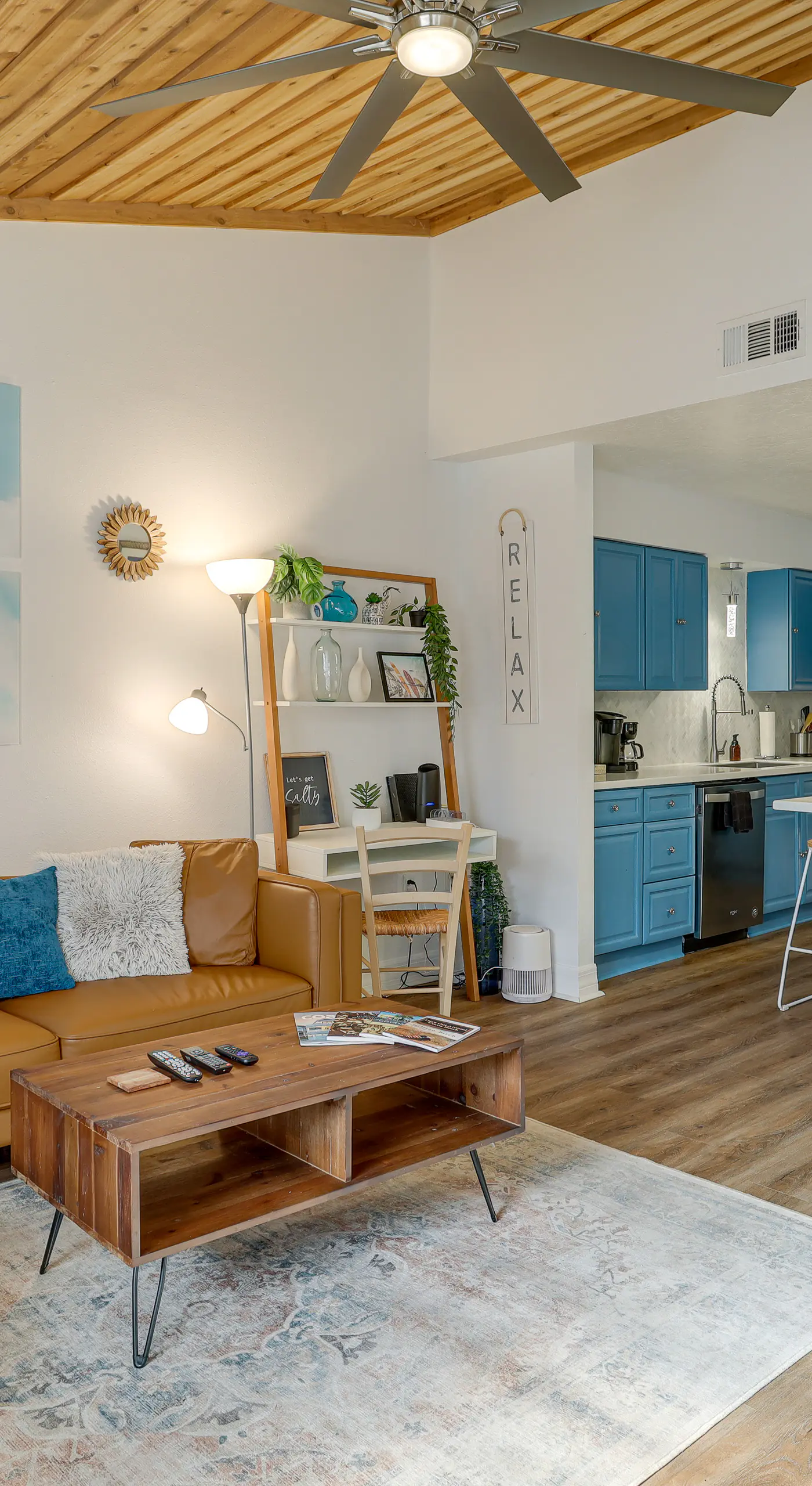 Breezy Cape Canaveral Townhome ~ 1 Mi to Beach!