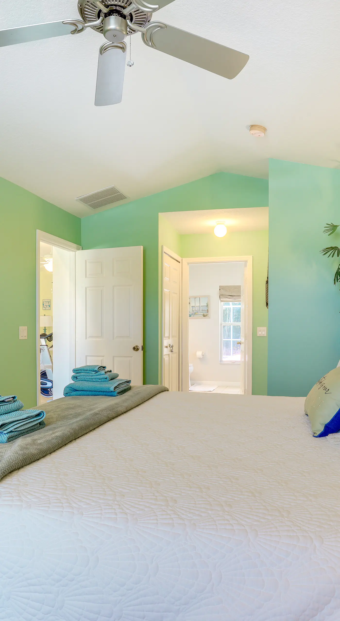 Jensen Beach Home w/ Heated Pool!