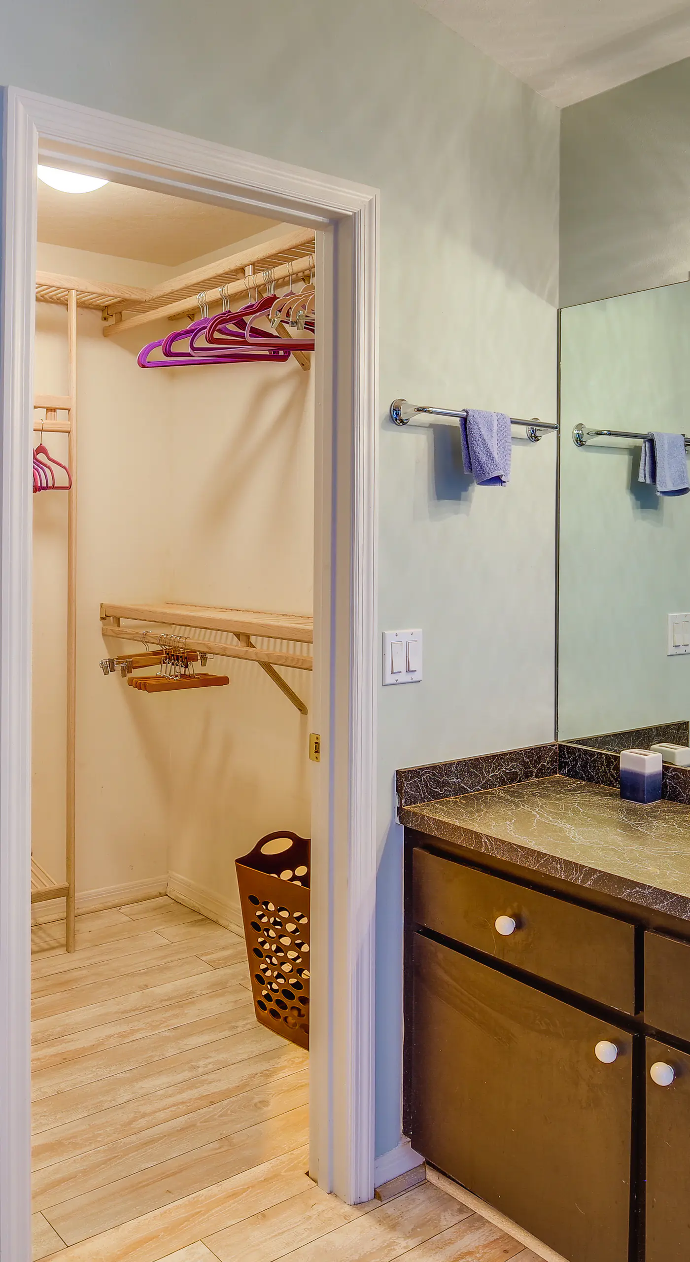 Pet-Friendly Sebastian Home: w/ Porch + Lake View!