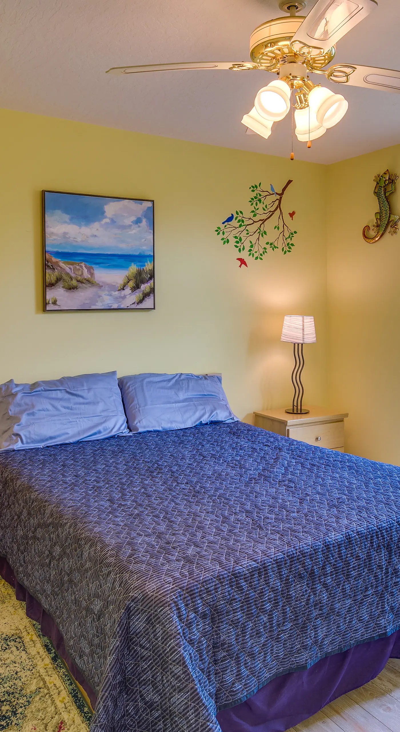 Pet-Friendly Sebastian Home: w/ Porch + Lake View!