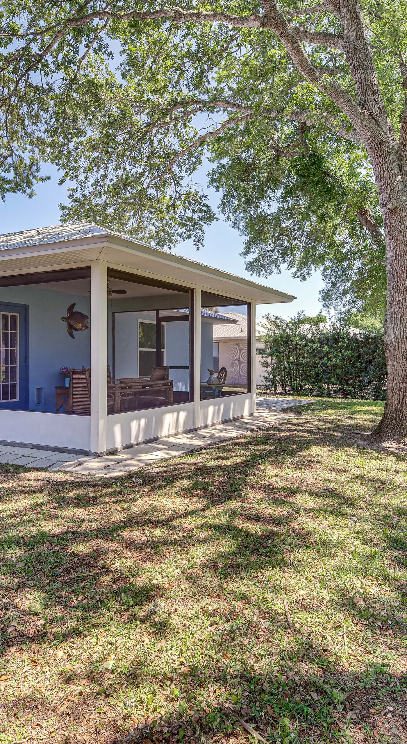 Pet-Friendly Sebastian Home: w/ Porch + Lake View!