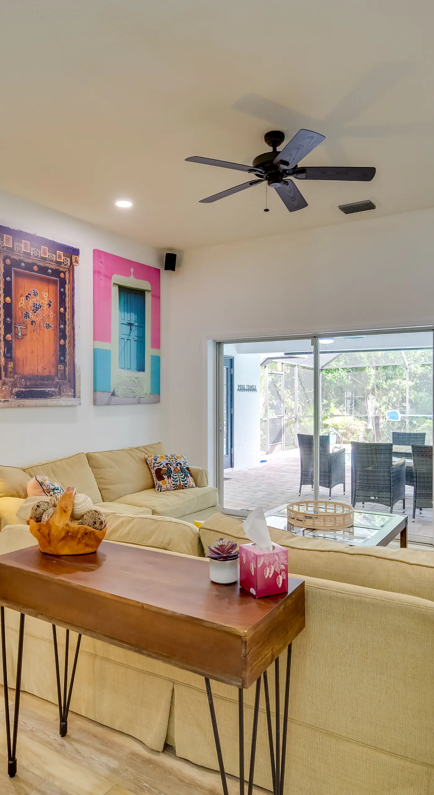 'Casa Blanco' Escape w/ Fire Pit in Sebastian!