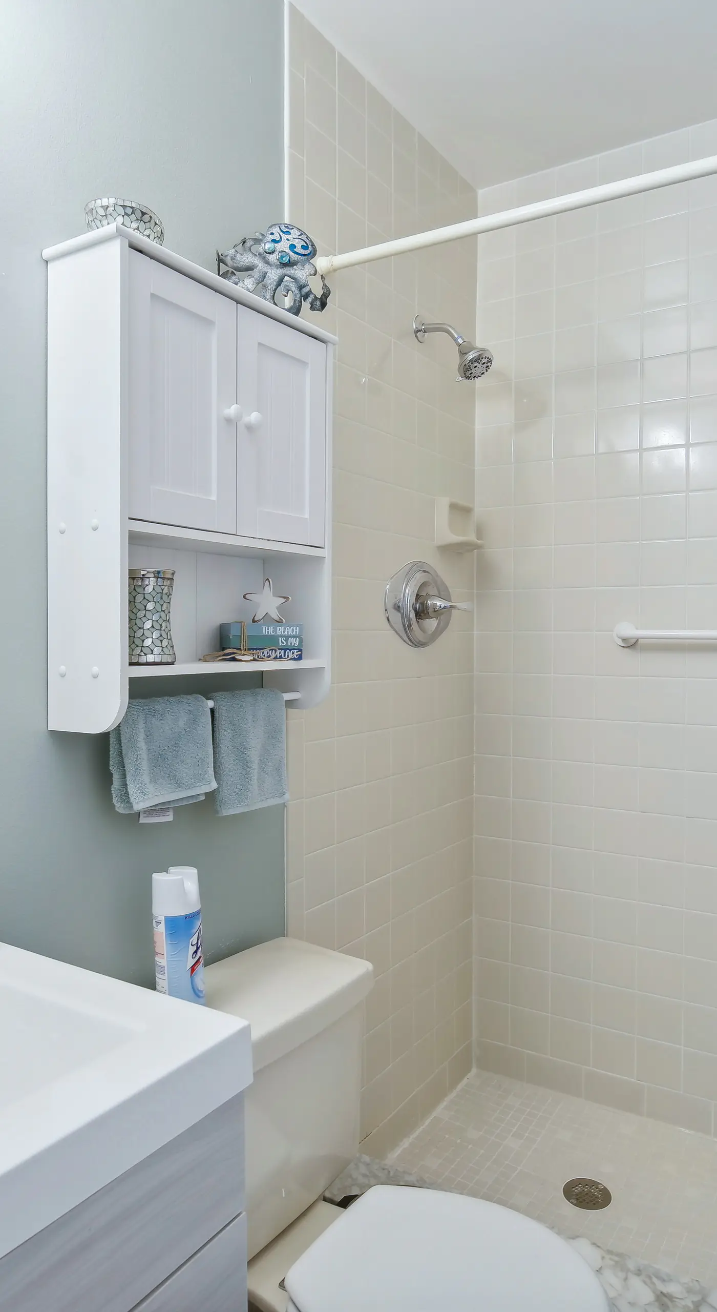 Cocoa Beach Vacation Rental - Walk to Pier!