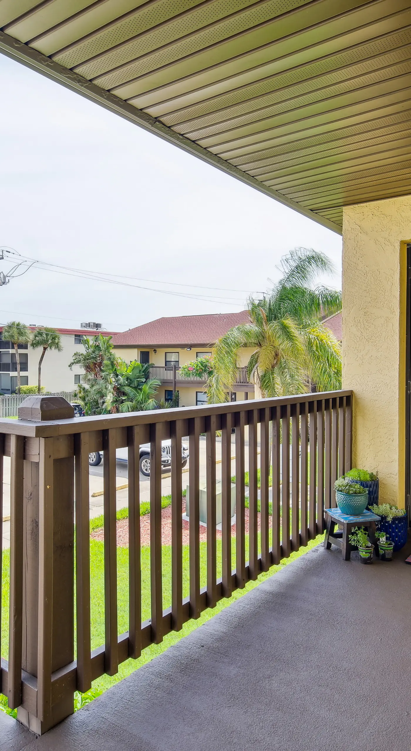 Cocoa Beach Vacation Rental - Walk to Pier!