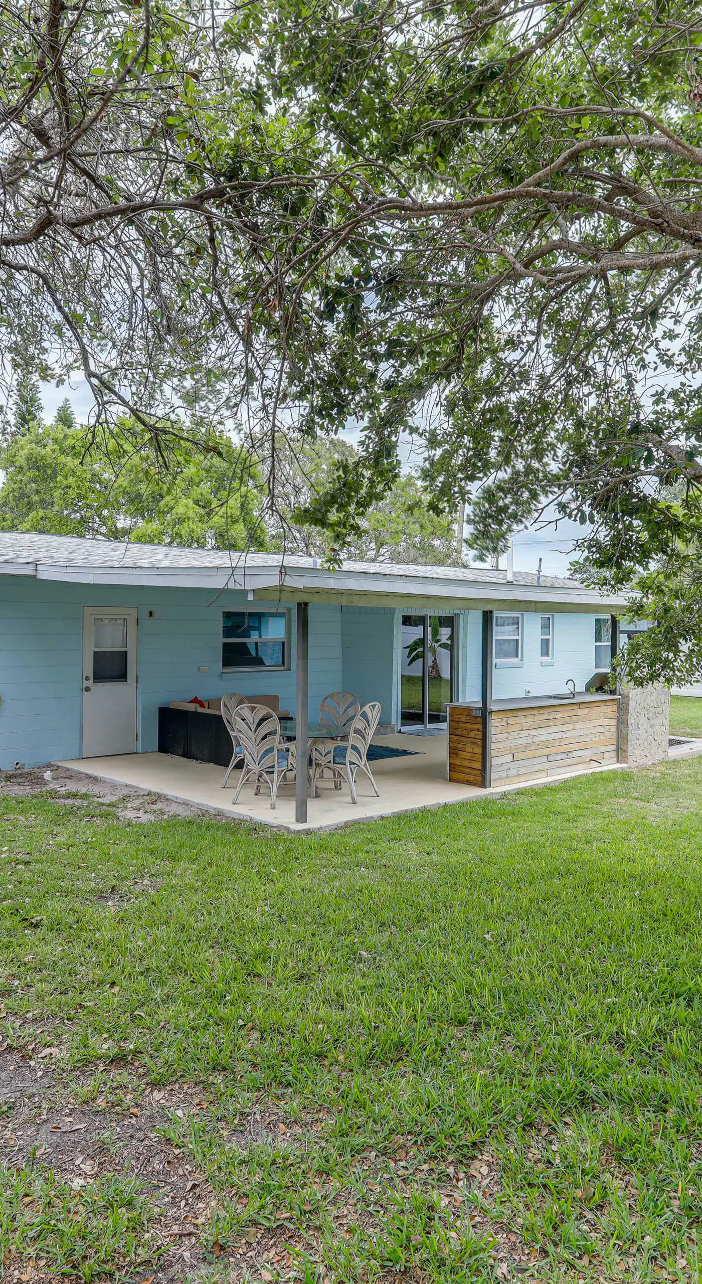 Pet-Friendly Cocoa Beach Home: Walk to Beach!