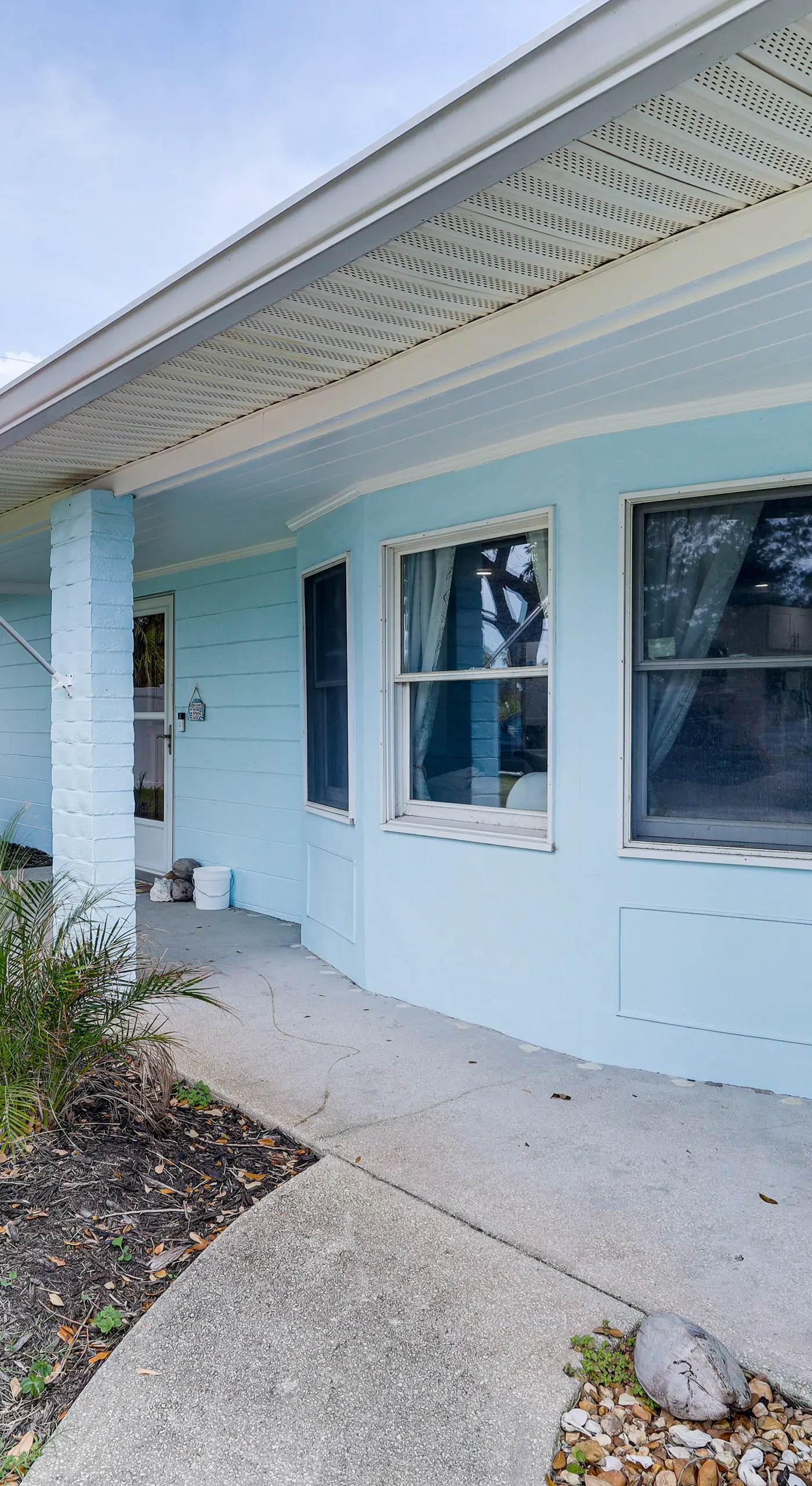 Pet-Friendly Cocoa Beach Home: Walk to Beach!