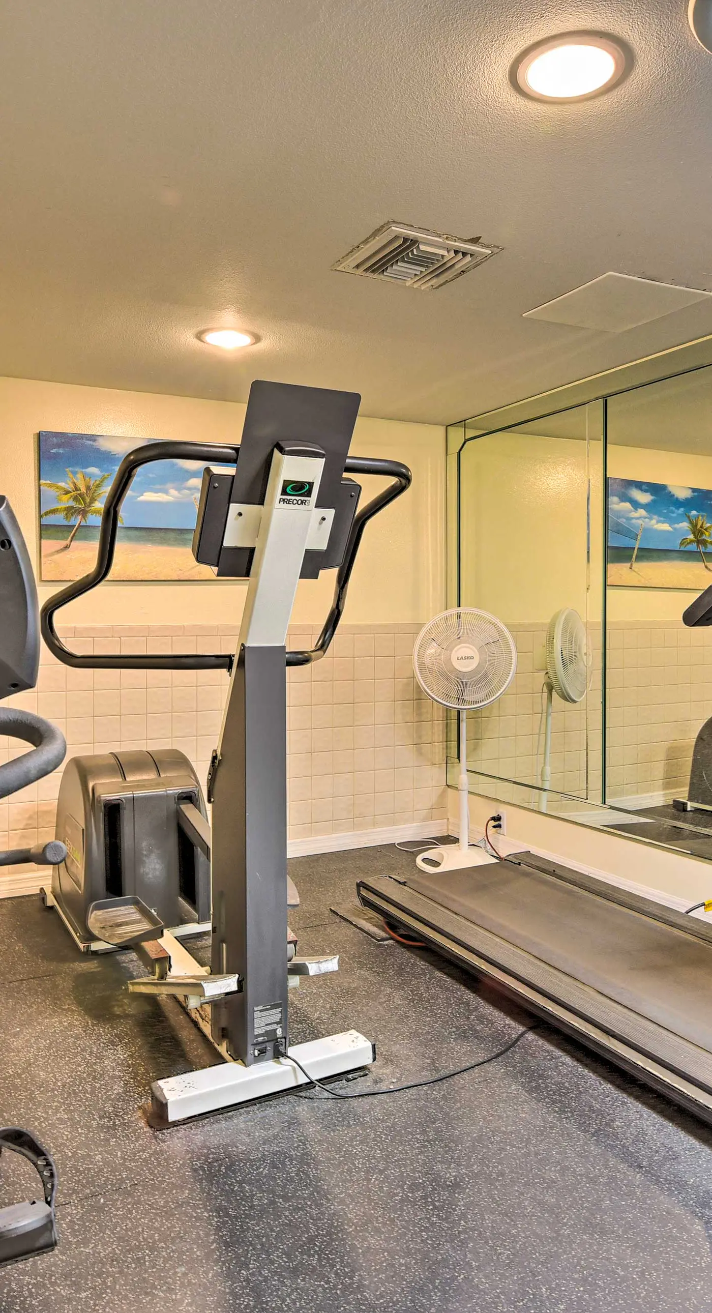 Cocoa Beach Condo w/ Community Pool & Hot Tub!