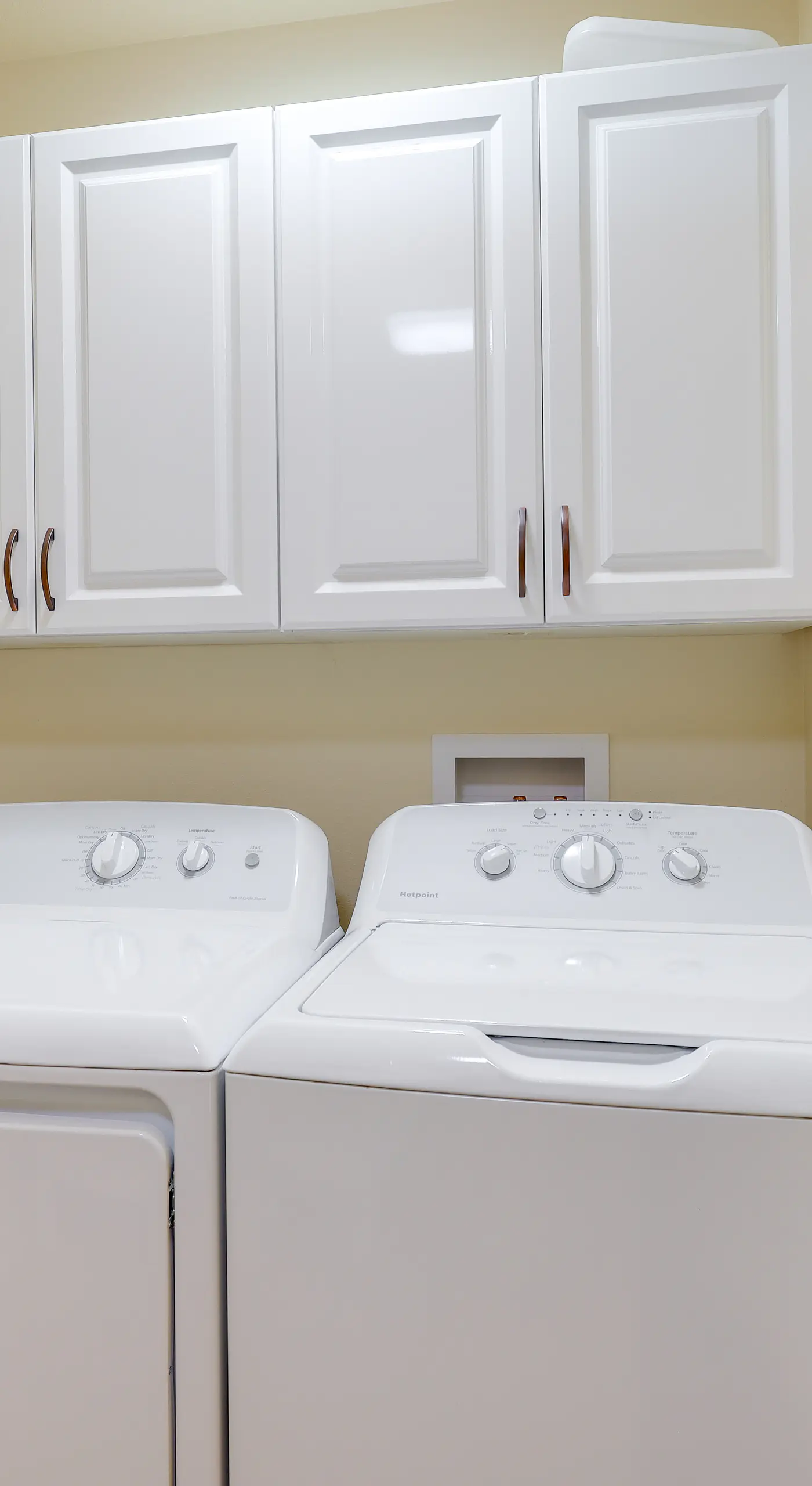 Pet-Friendly Fort Pierce Home w/ Screened Porch!