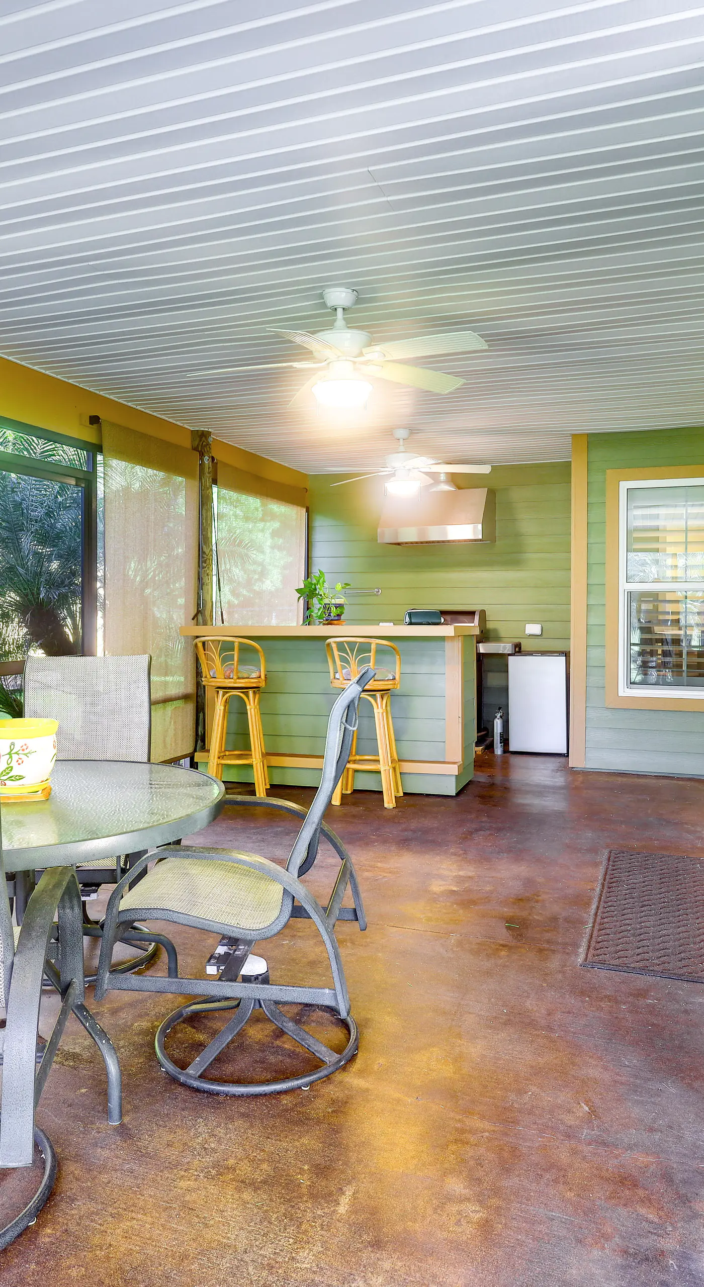 Pet-Friendly Fort Pierce Home w/ Screened Porch!