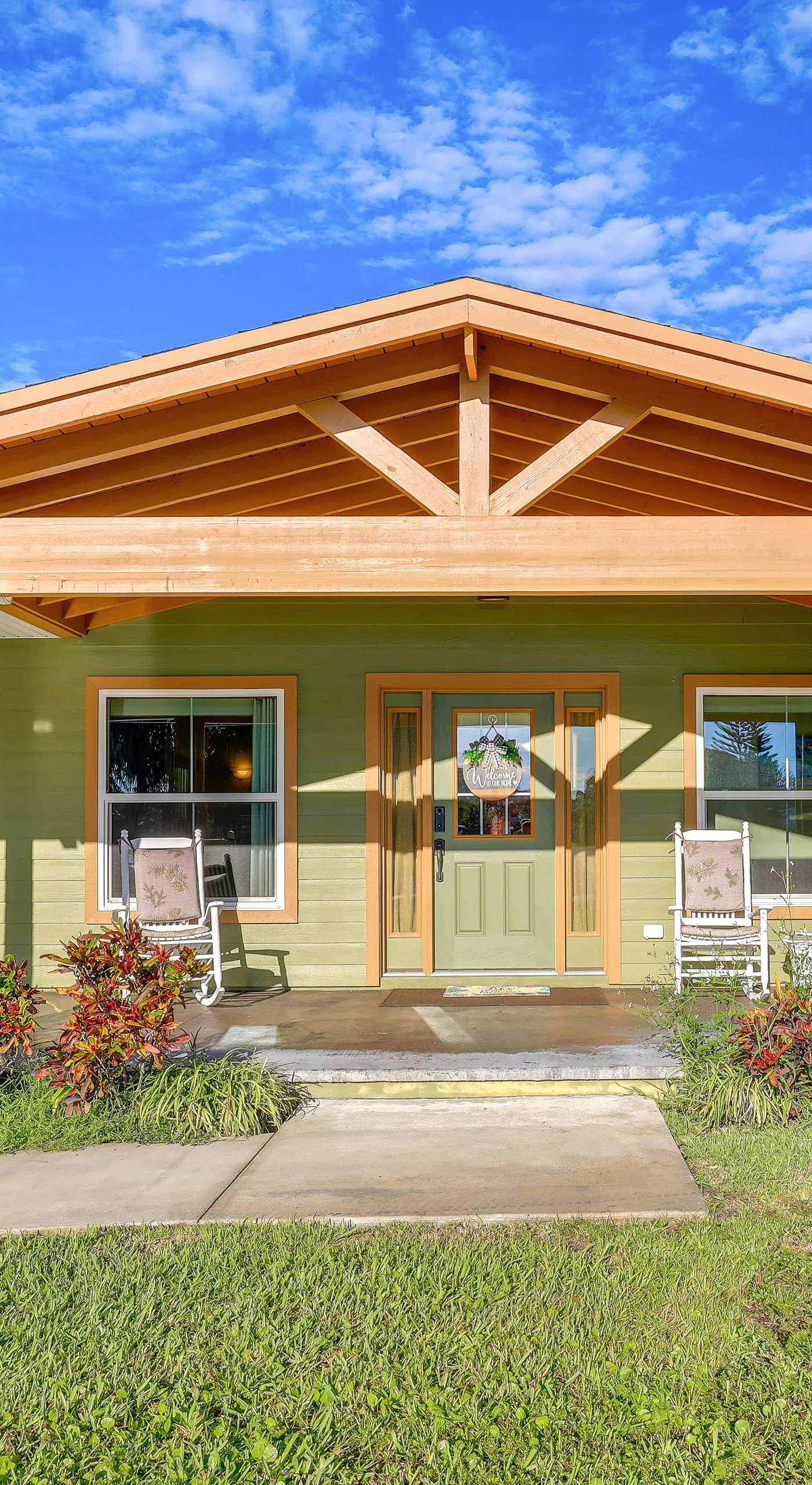 Pet-Friendly Fort Pierce Home w/ Screened Porch!