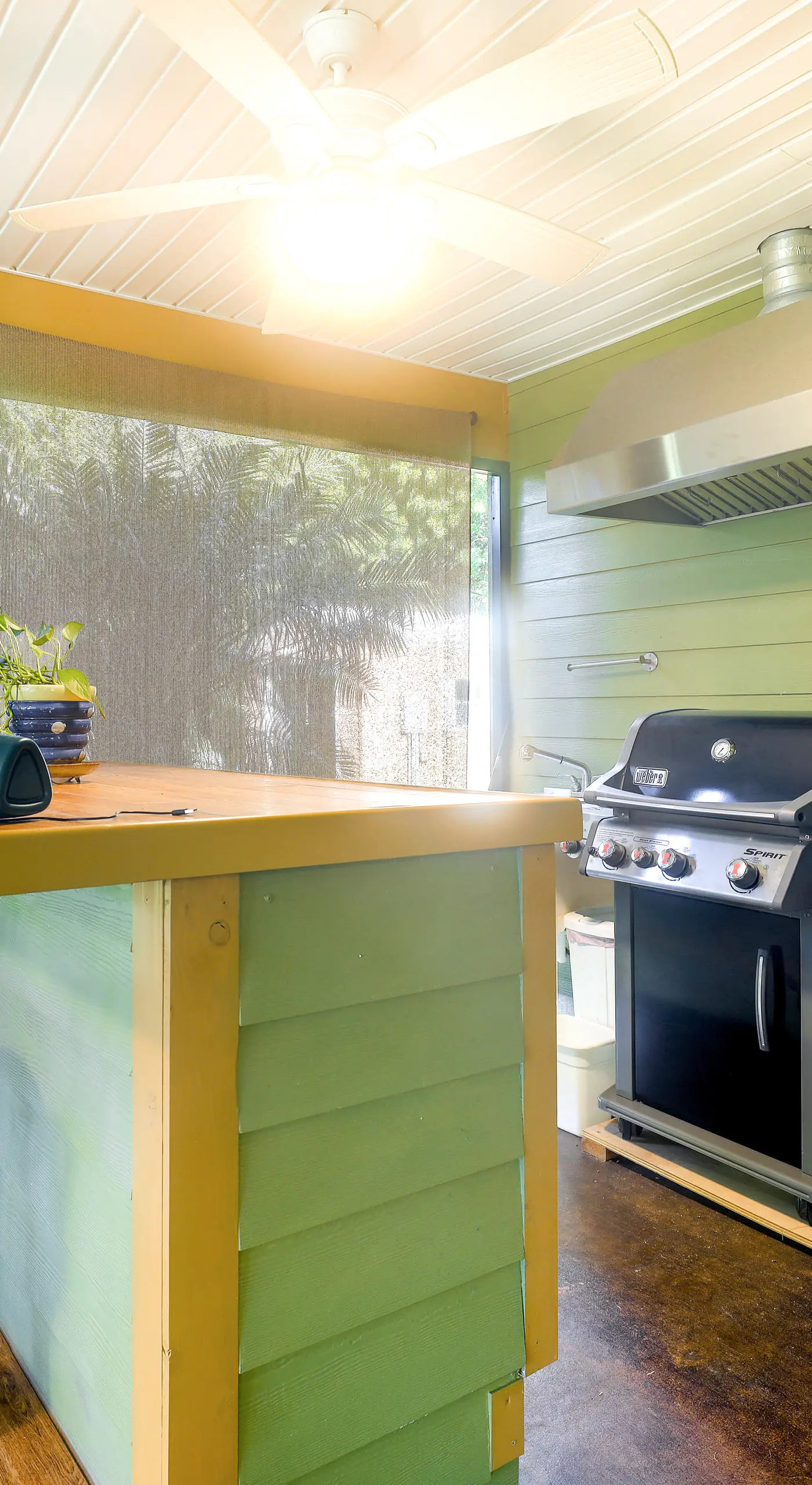 Pet-Friendly Fort Pierce Home w/ Screened Porch!