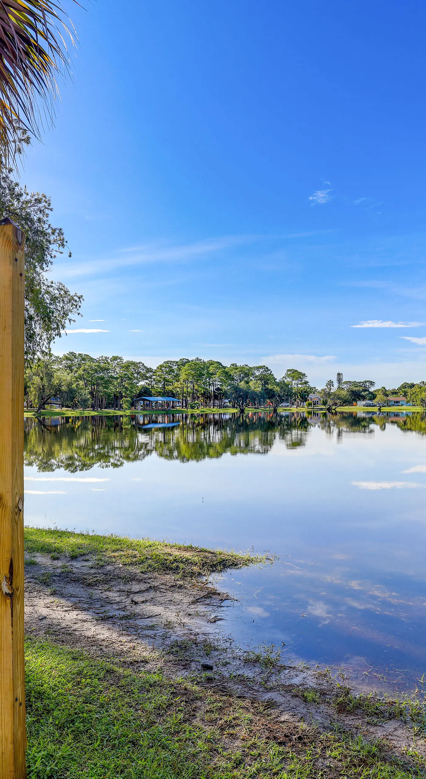Pet-Friendly Fort Pierce Home w/ Screened Porch!