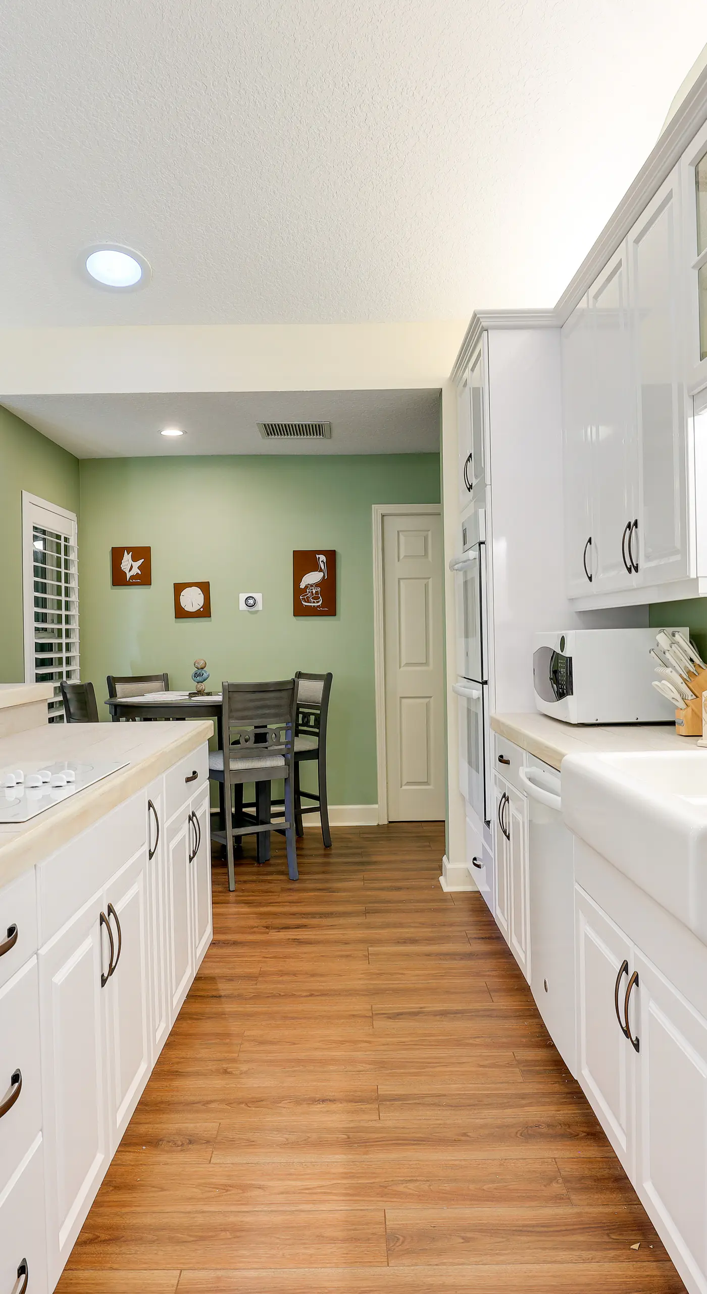 Pet-Friendly Fort Pierce Home w/ Screened Porch!