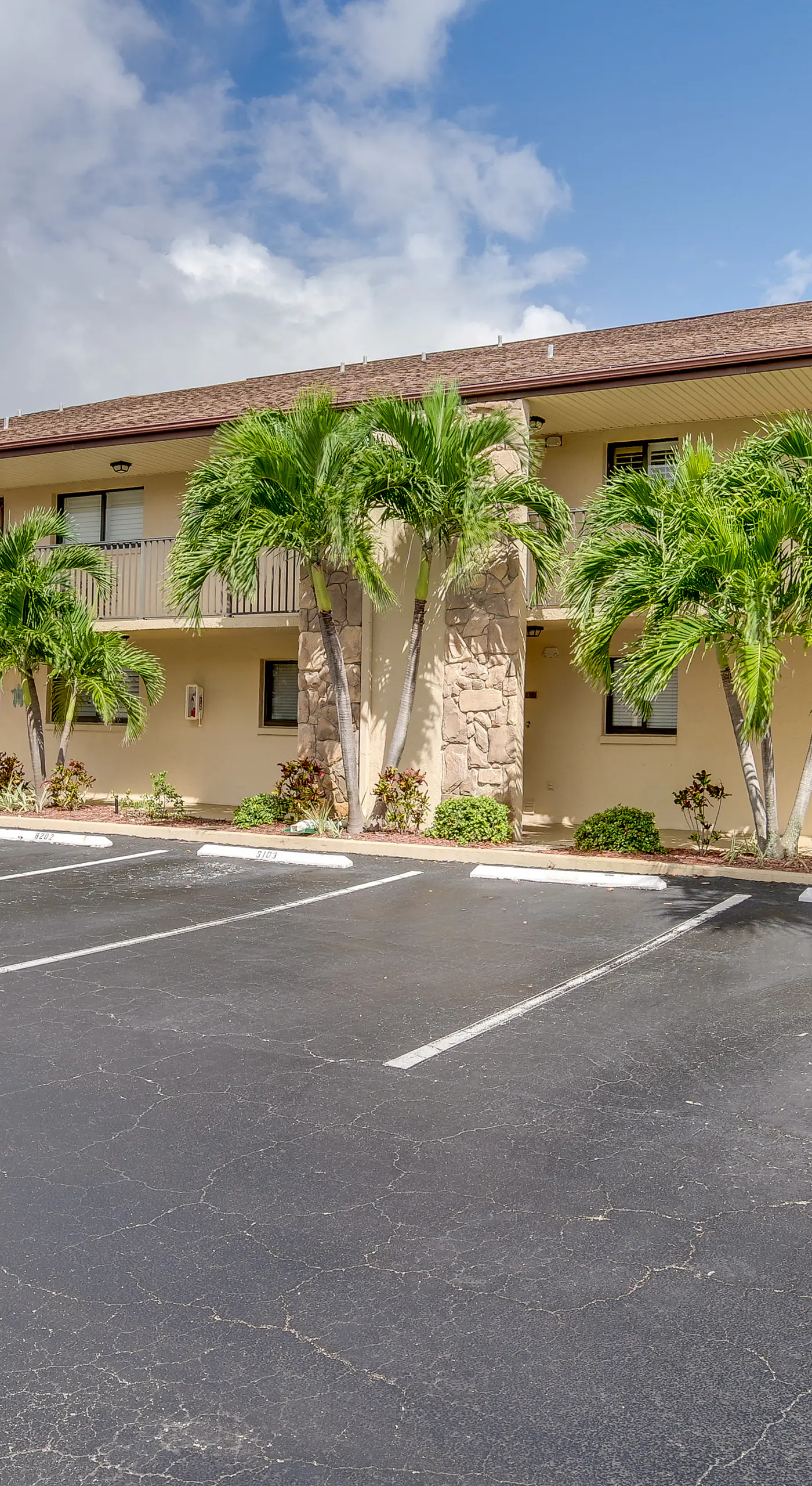 Pool, Hot Tub & Beach Access: Cocoa Beach Home!