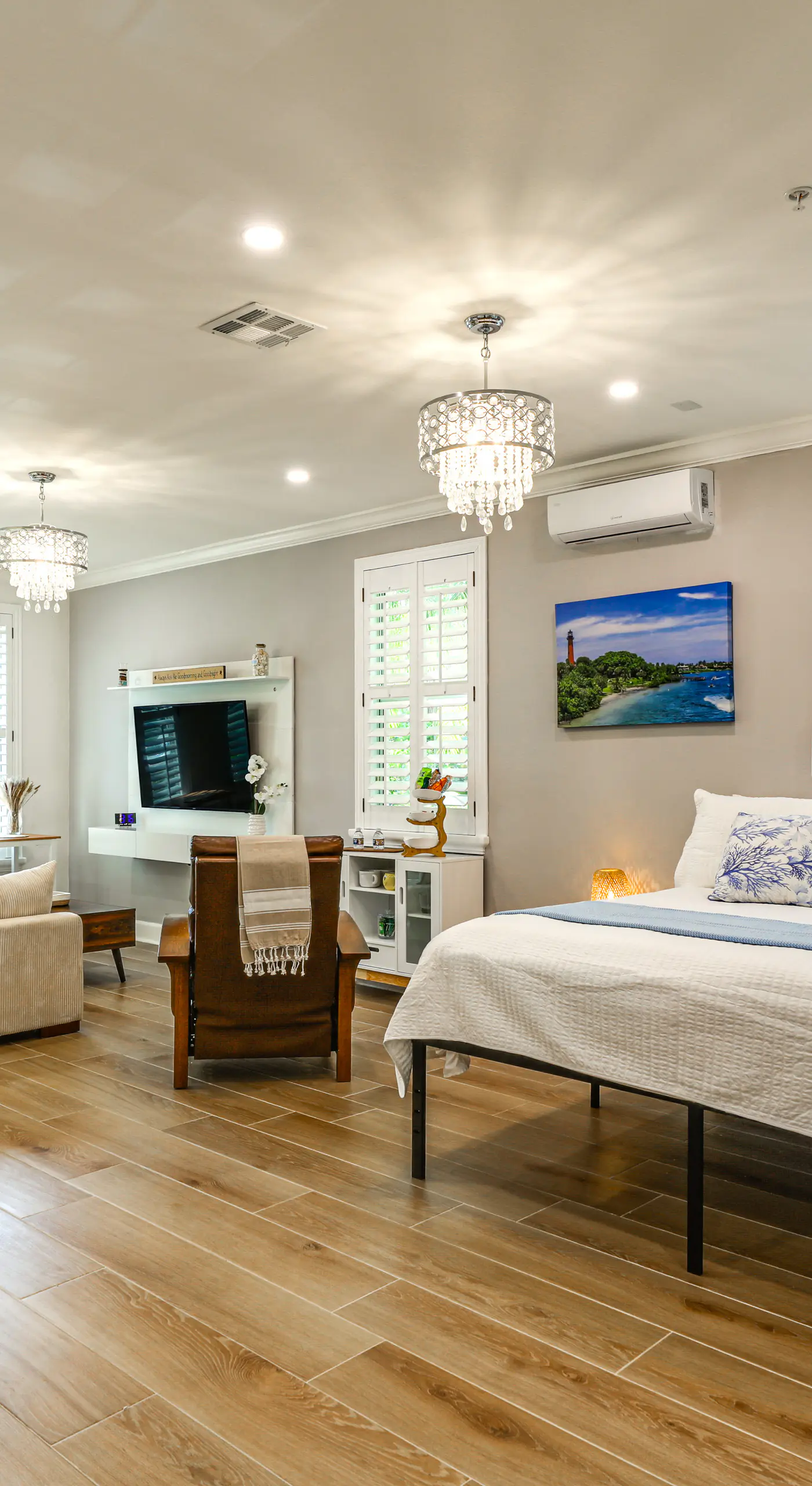 Pet-Friendly Studio: 6 Mi to Jupiter Beach Park!