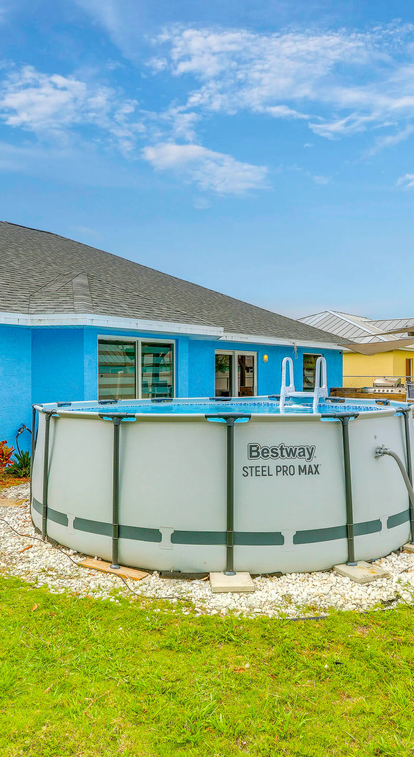 Pet-Friendly Fort Pierce Home w/ Pool & Kayaks!