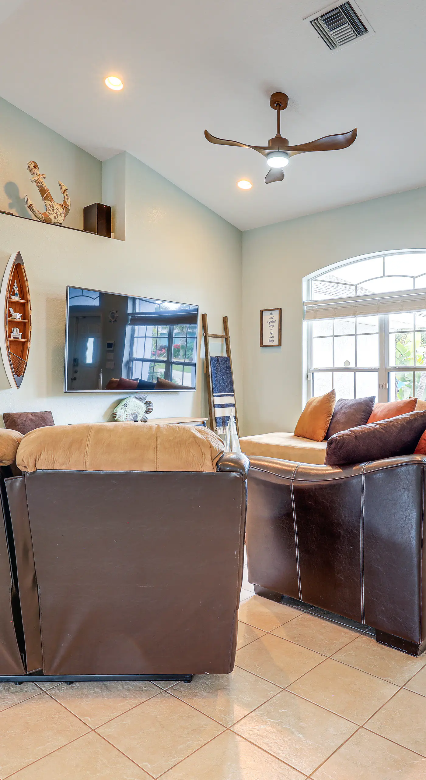 Pet-Friendly Fort Pierce Home w/ Pool & Kayaks!