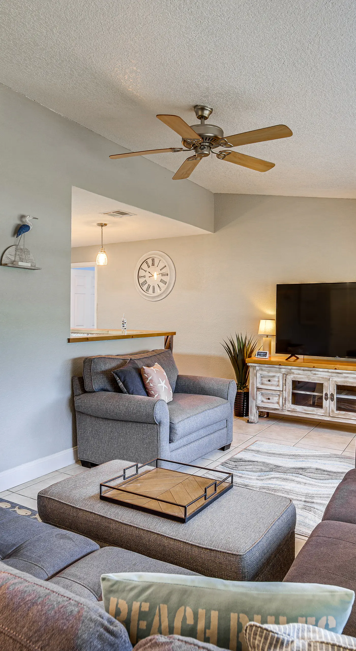 Lovely Merritt Island Home w/ Kayak + Fire Pit!