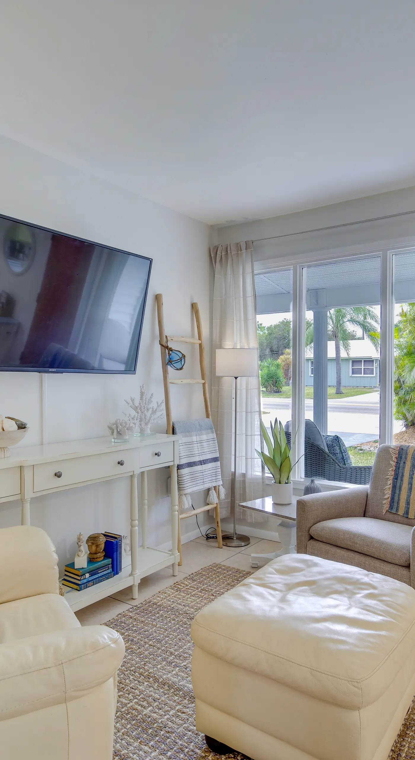 Coastal Vero Beach Home Near the Ocean w/ Patio