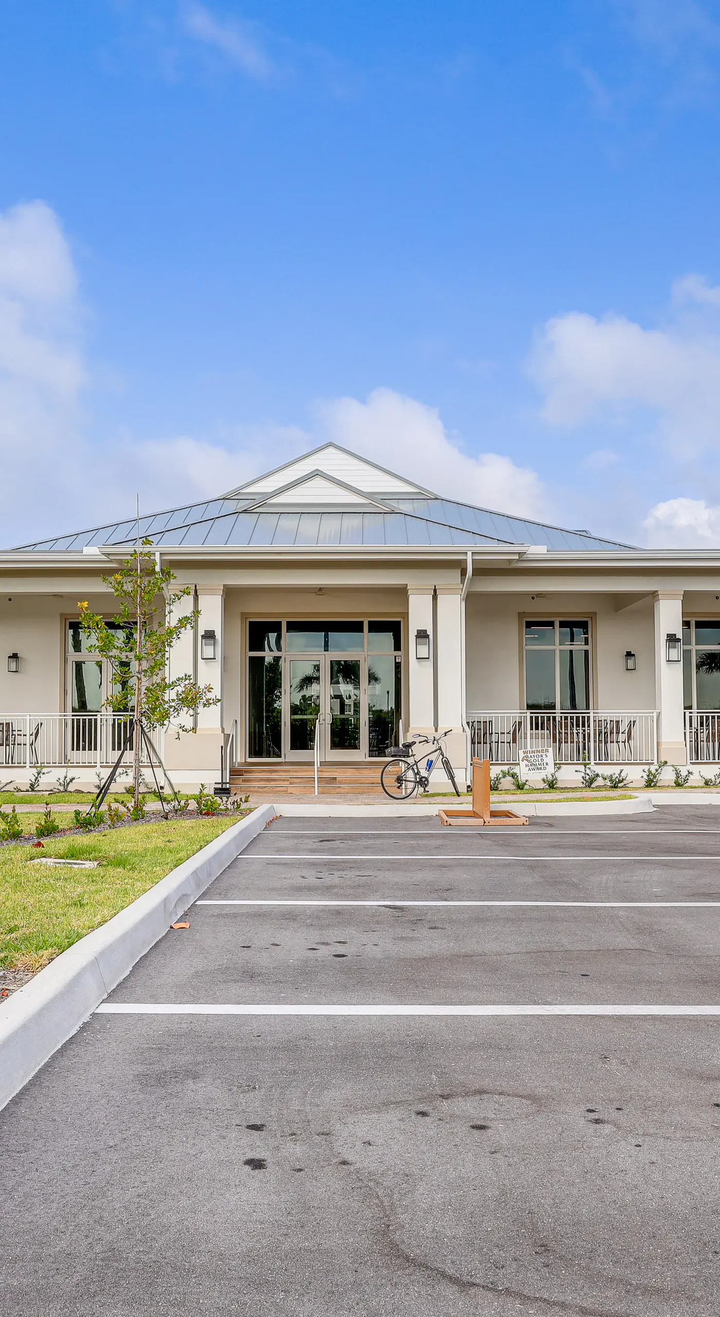 Fort Pierce Condo w/ Screened Porch: Walk to Beach