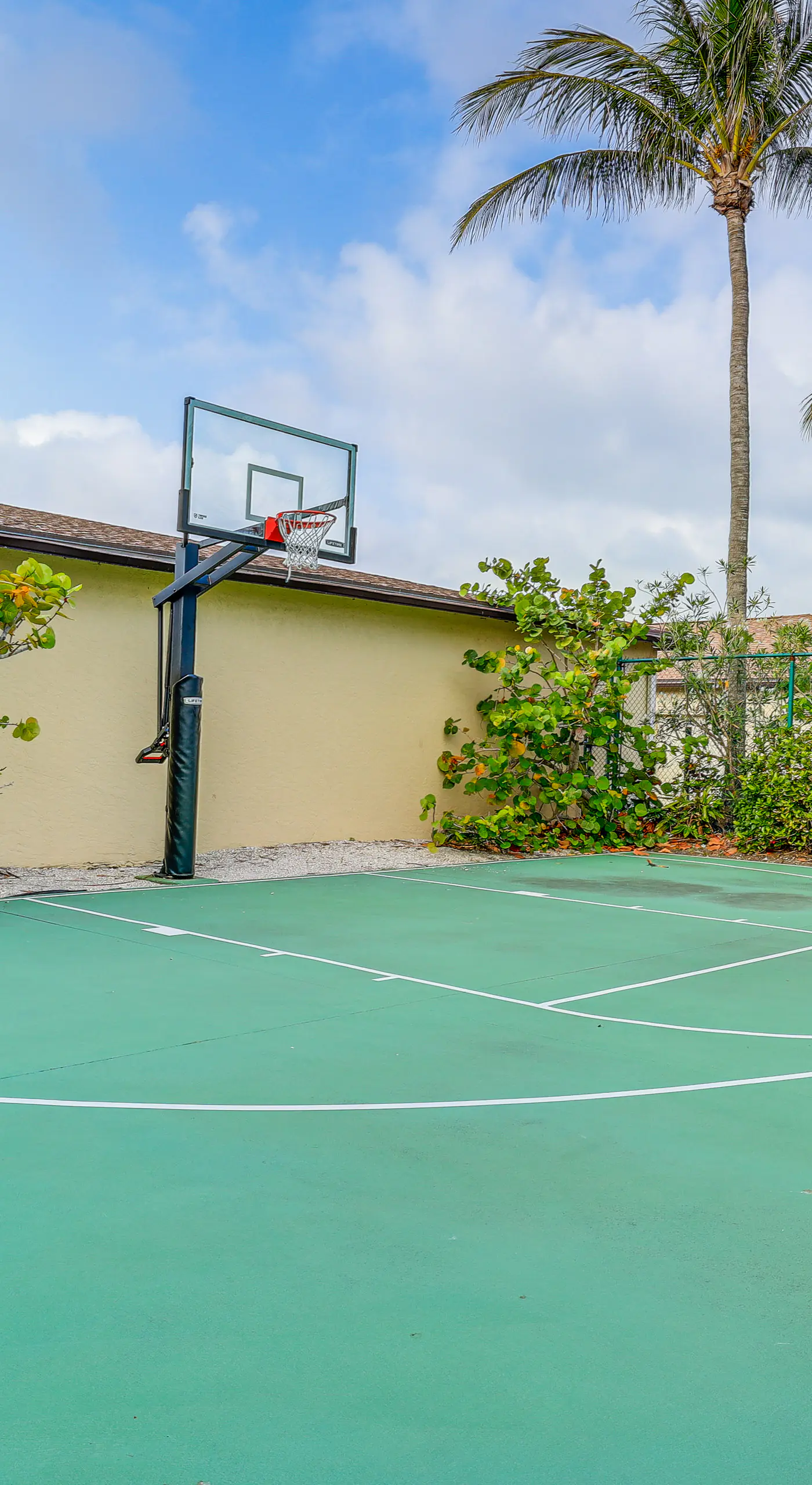 Pool, Golf & Beach Access: Fort Pierce Condo!