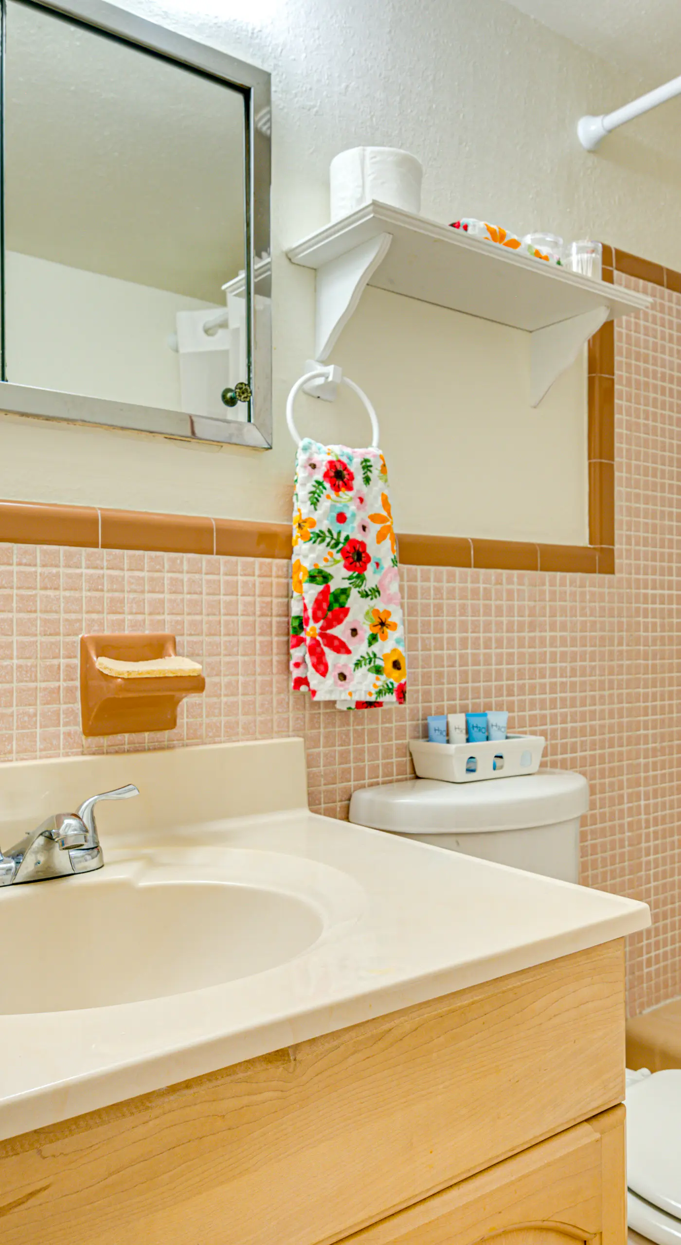 Cute Cocoa Beach Condo w/ Pool & Beach Access!
