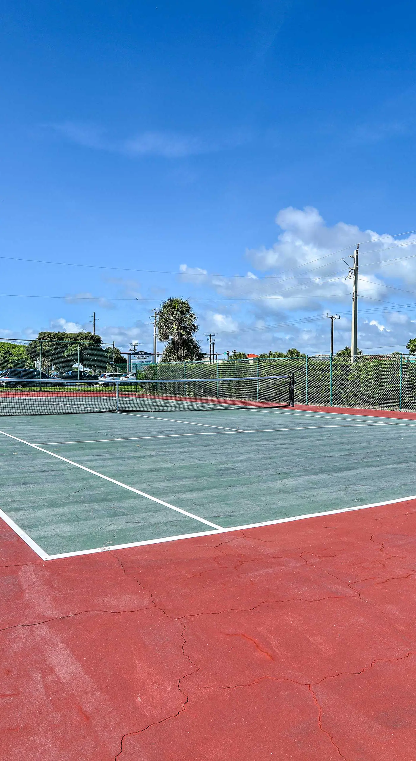 Cute Cocoa Beach Condo w/ Pool & Beach Access!