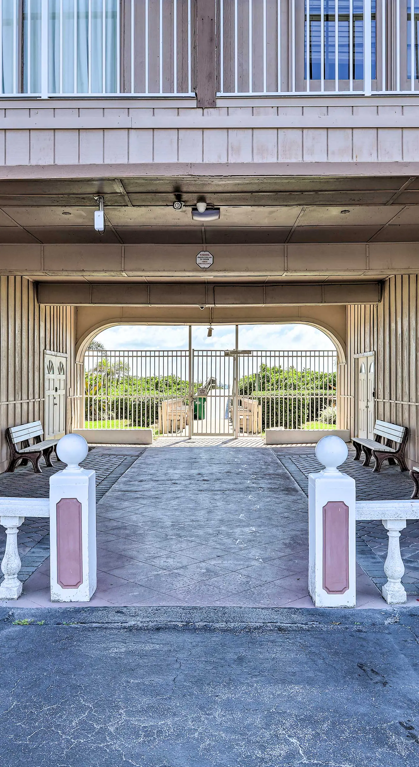Cute Cocoa Beach Condo w/ Pool & Beach Access!