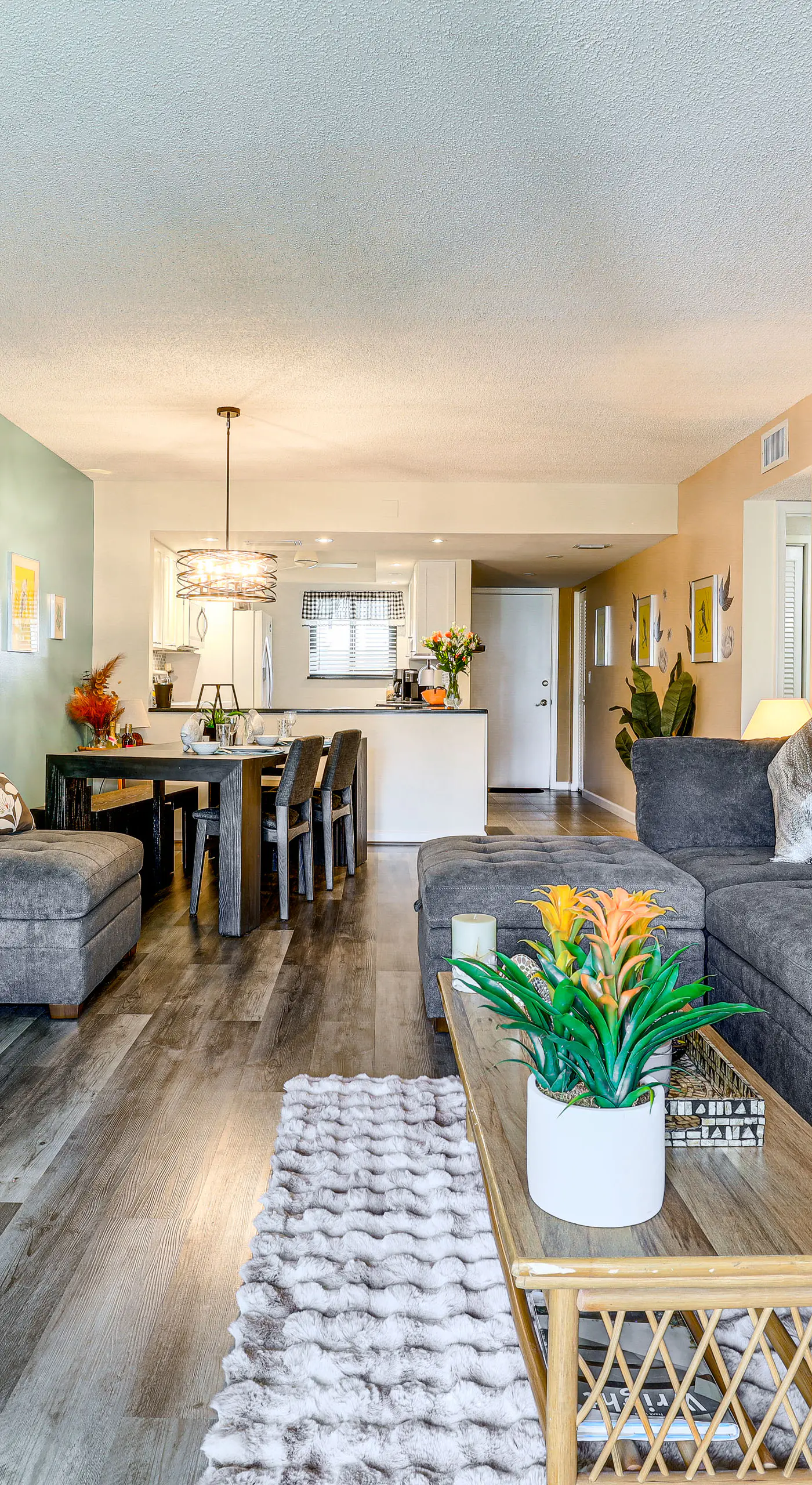 Condo w/ Patio & Resort Amenities in Fort Pierce!