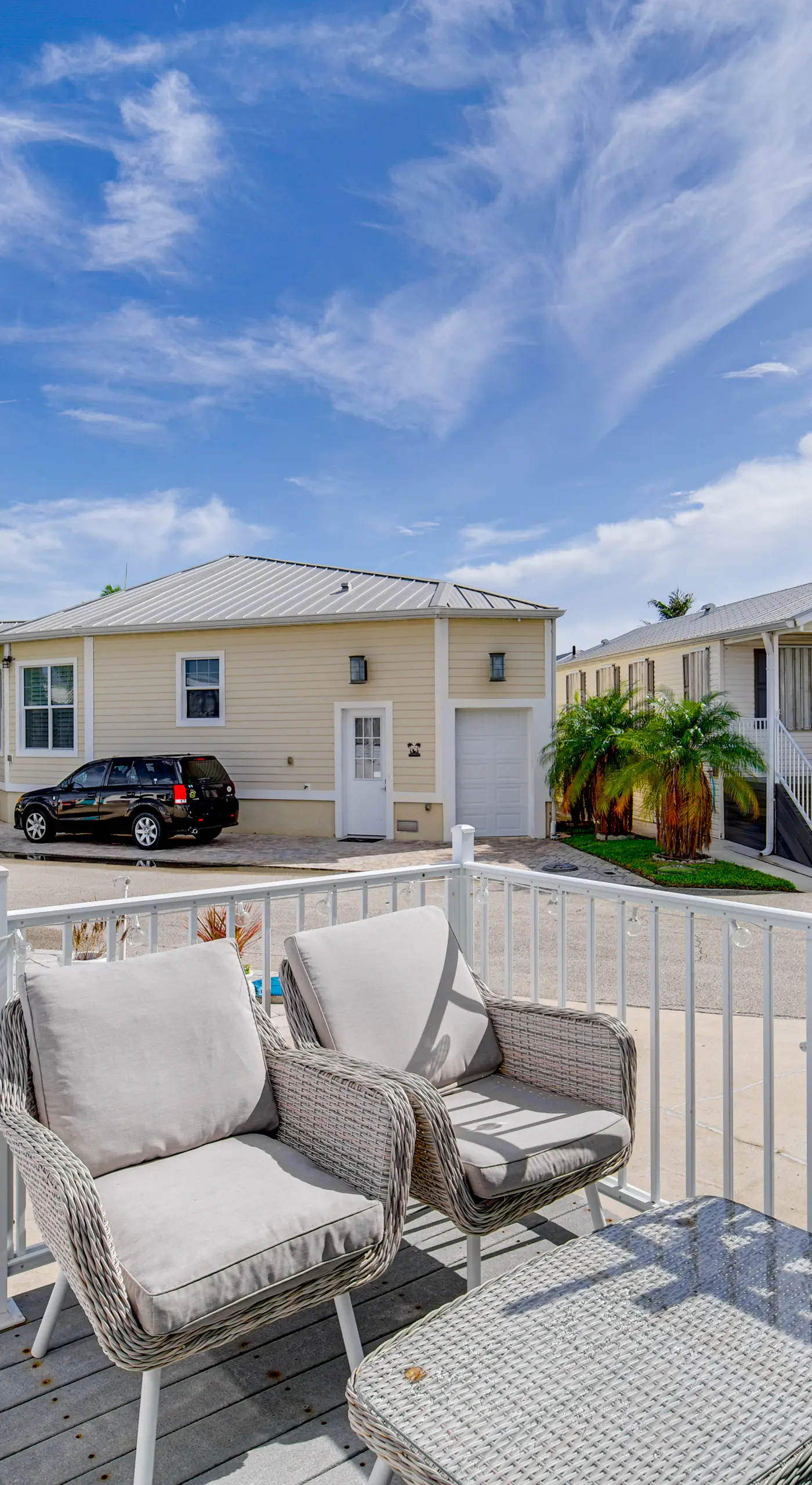 Island Cottage in Jensen Beach w/ Pool Access!