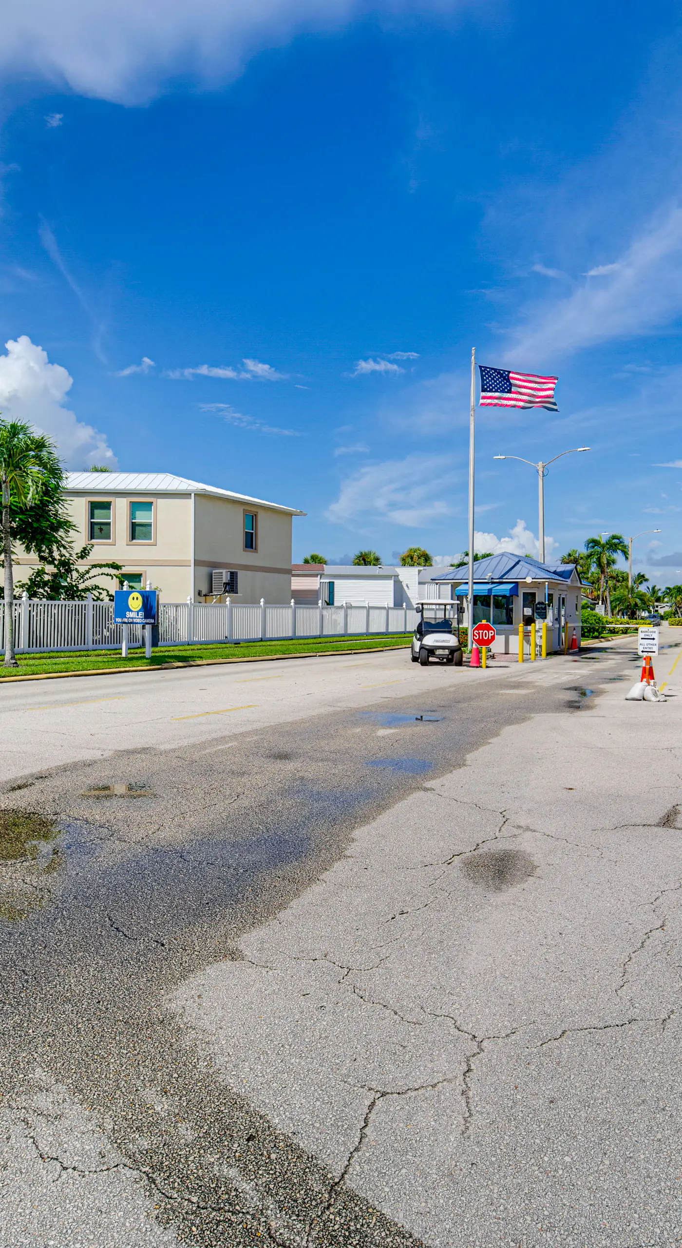 Island Cottage in Jensen Beach w/ Pool Access!