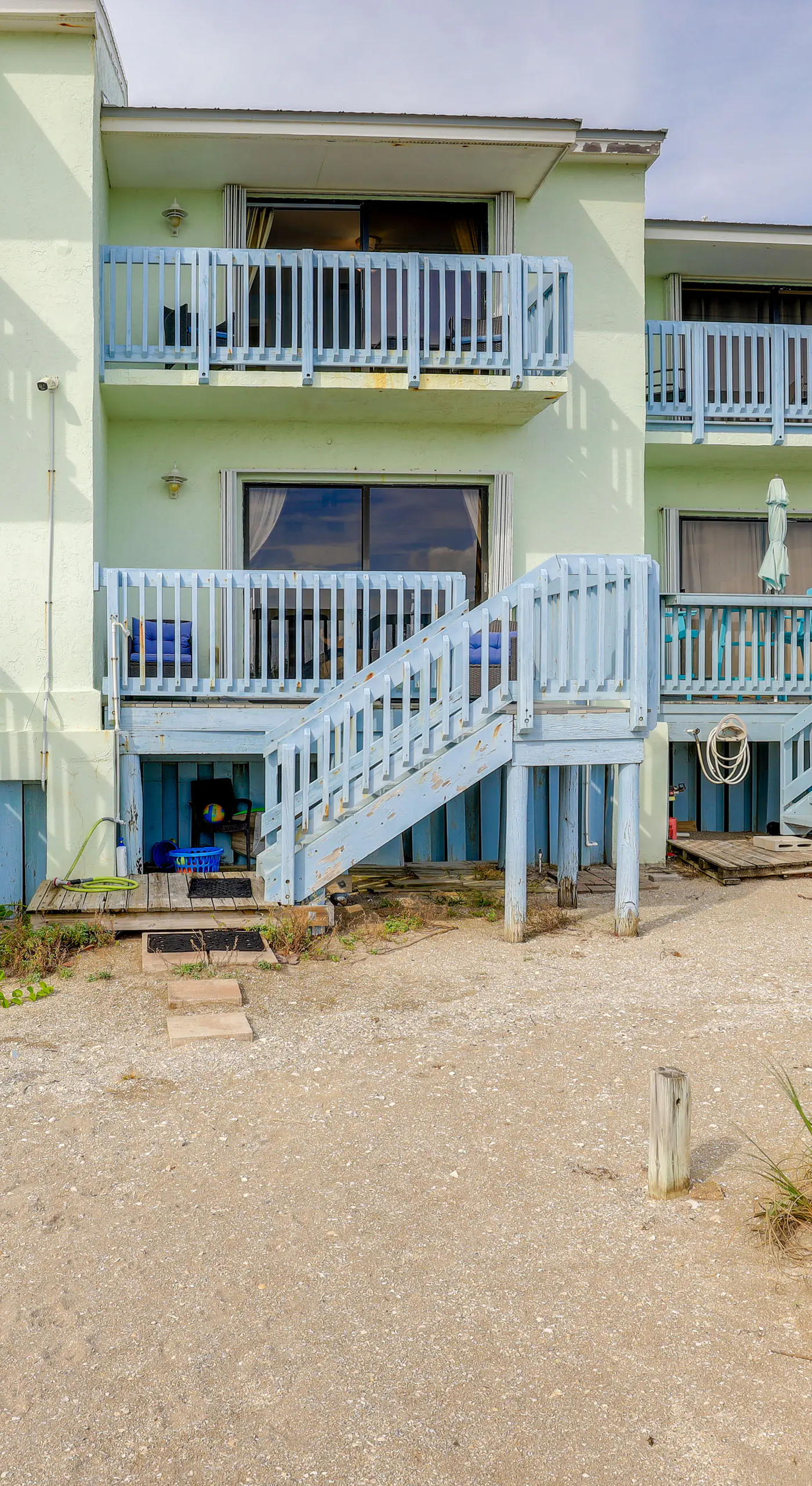 Oceanside: Beachfront Fort Pierce Retreat