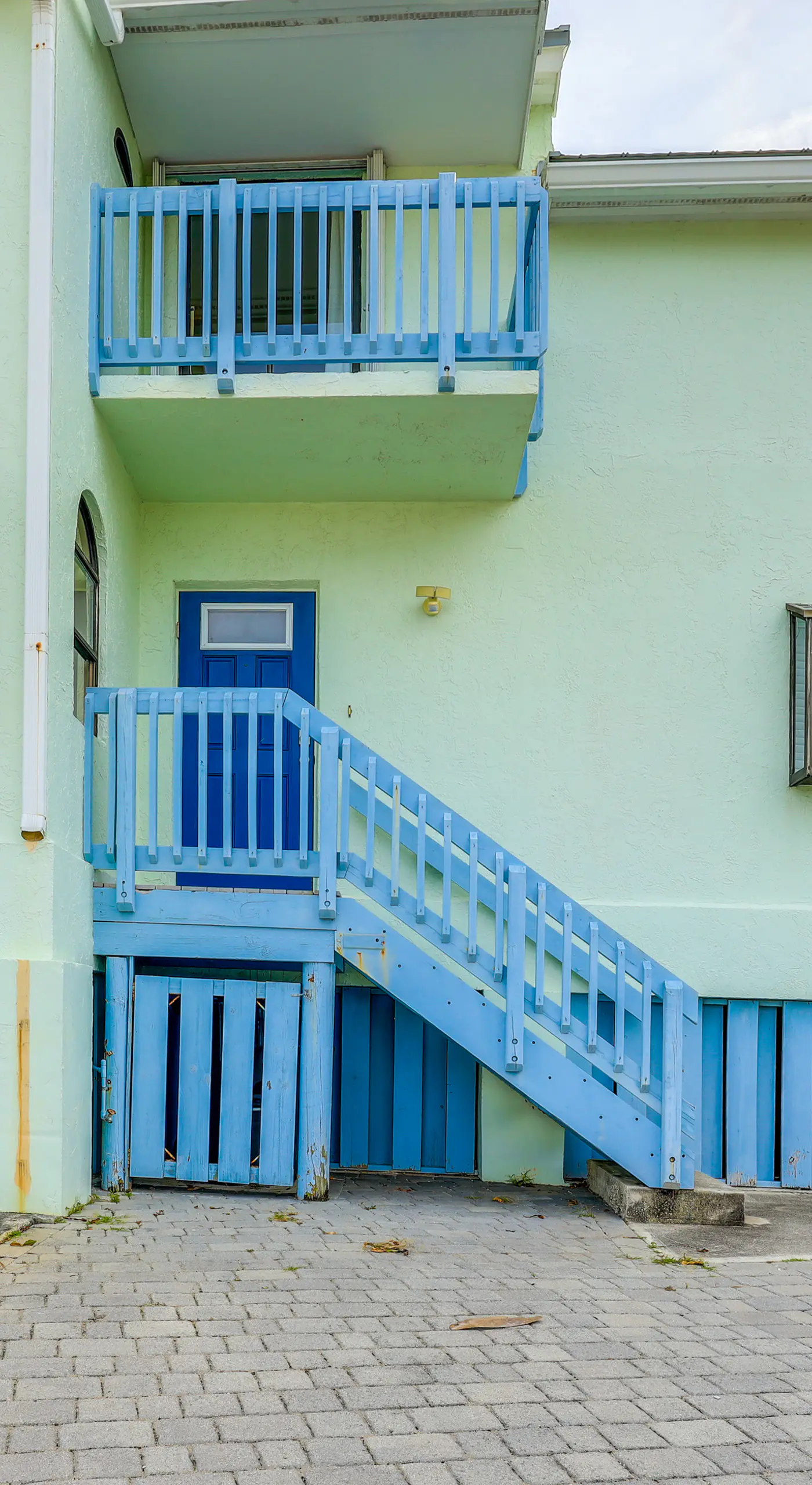 Oceanside: Beachfront Fort Pierce Retreat