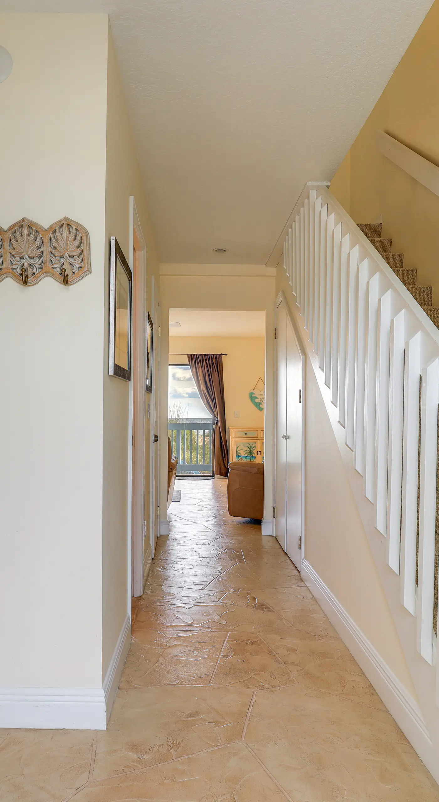 Oceanside: Beachfront Fort Pierce Retreat